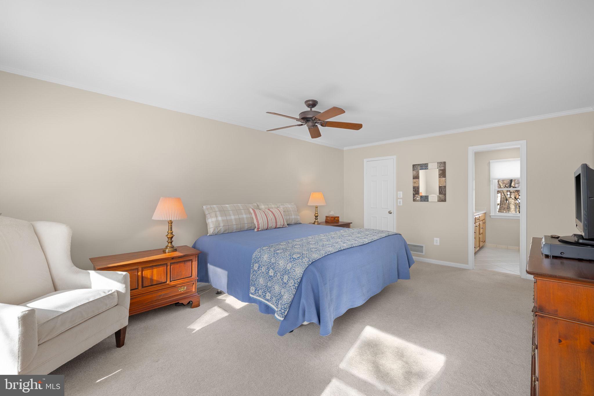 SOUTH RUN OAKS - Residential