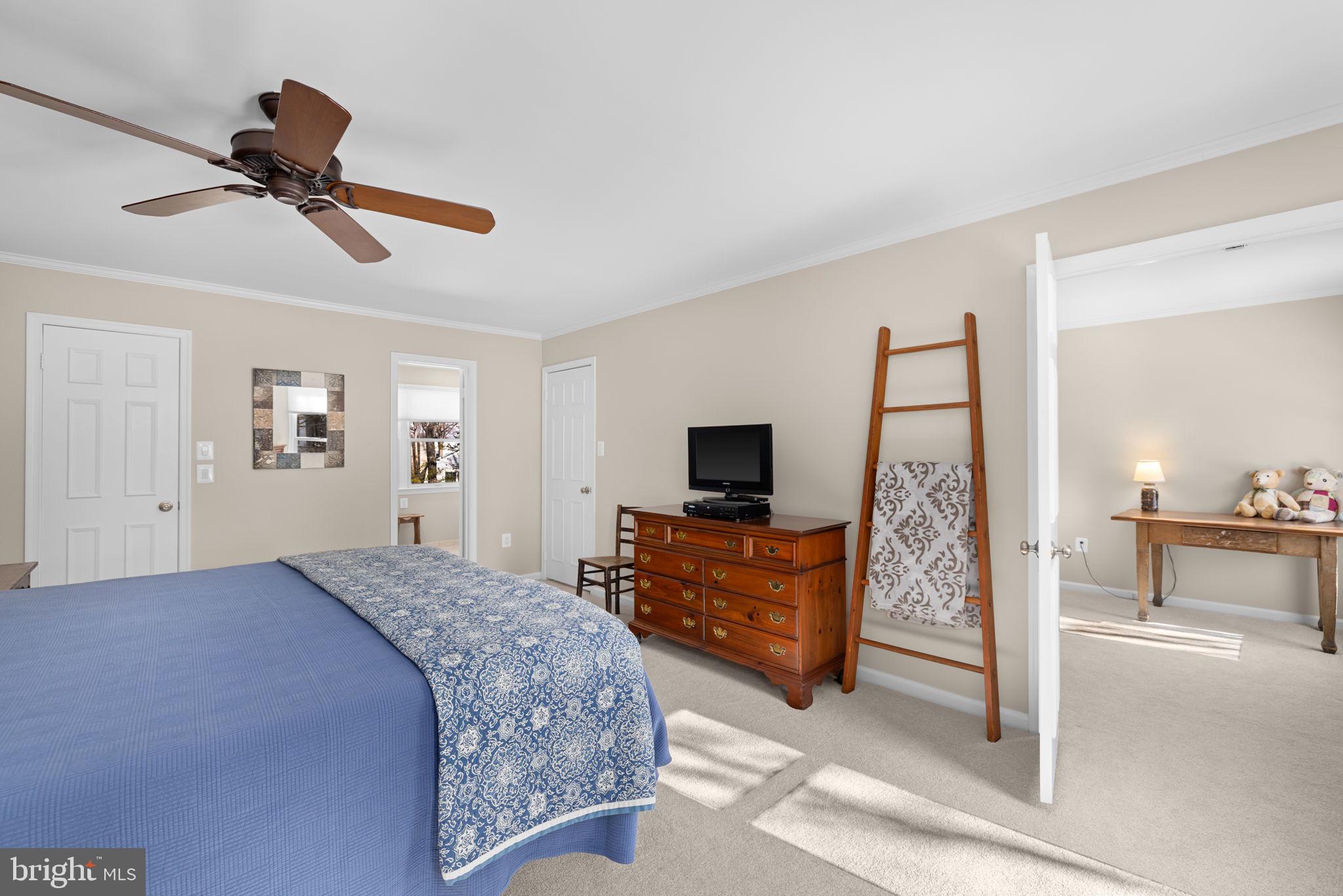 SOUTH RUN OAKS - Residential