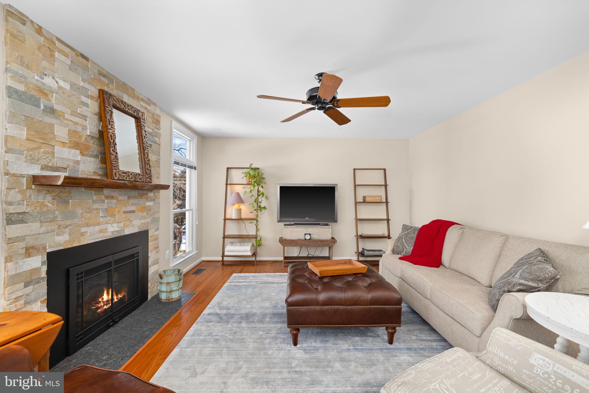 SOUTH RUN OAKS - Residential