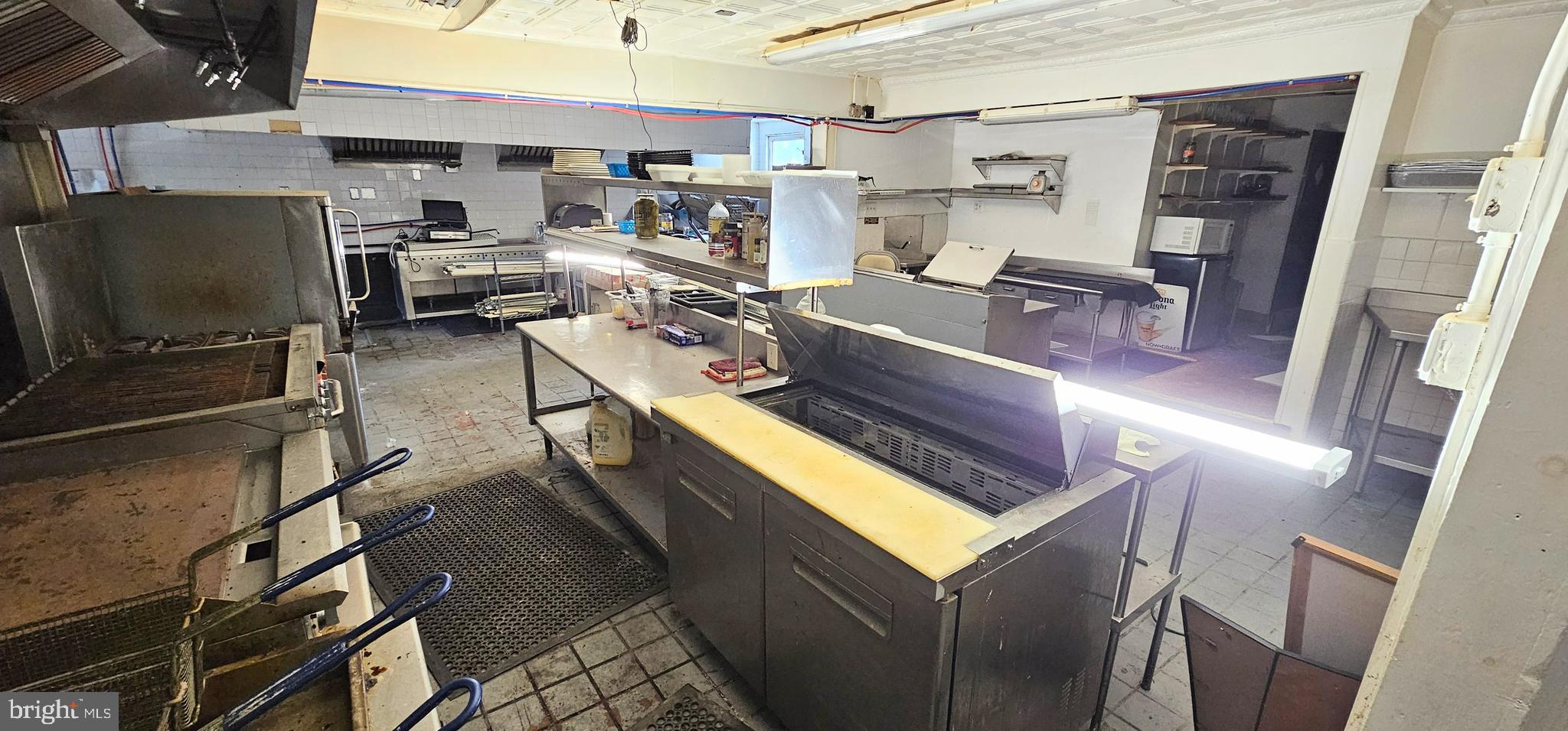 763 WHITE HORSE PIKE