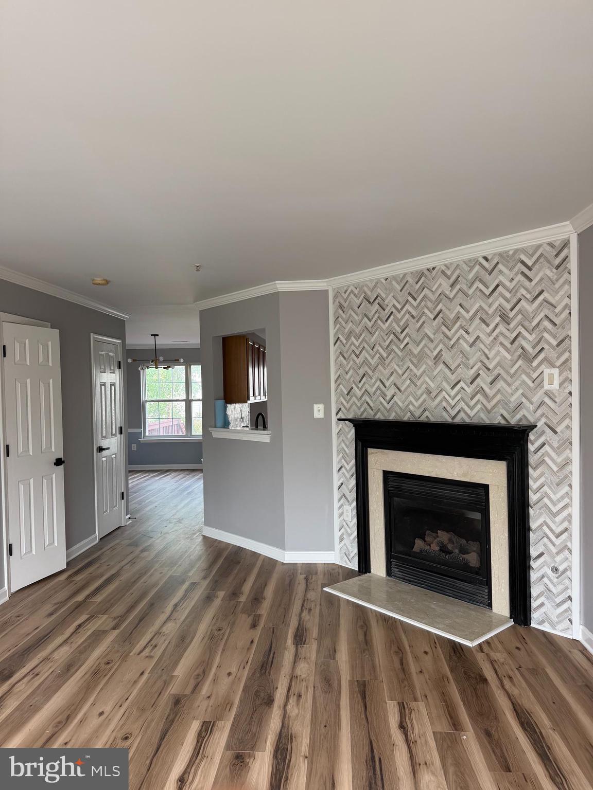 2655 AVON PLACE
