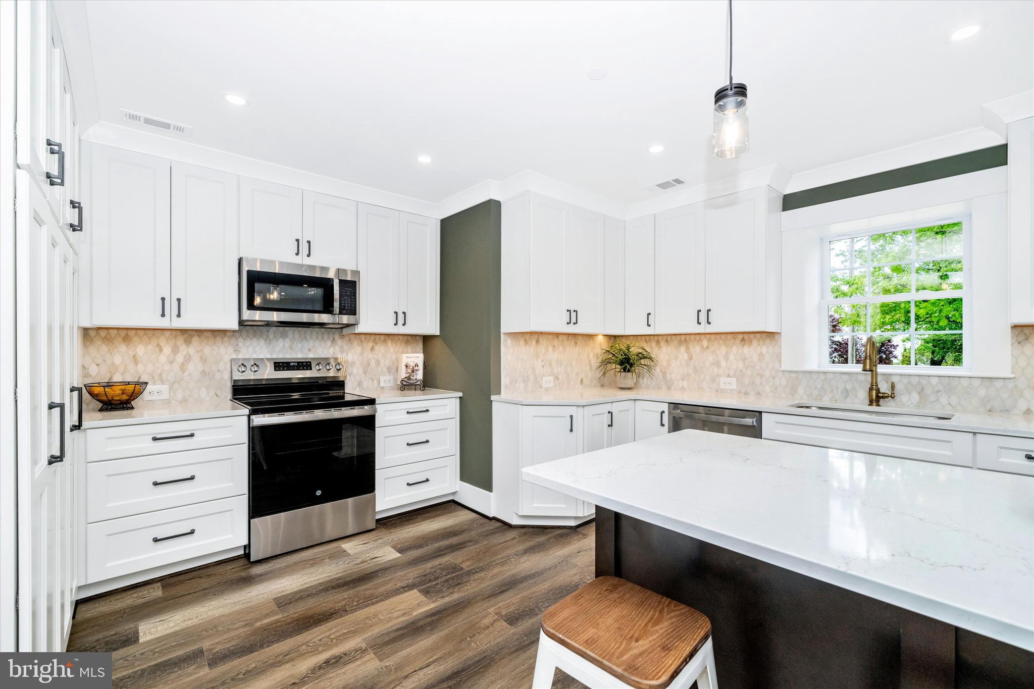 SENECA SPRINGS - Residential