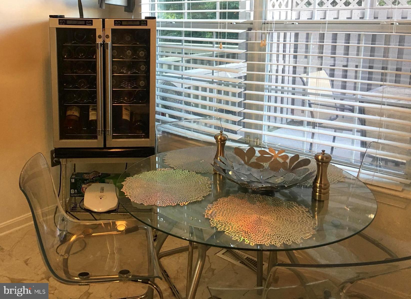 KINGS POINT - Residential