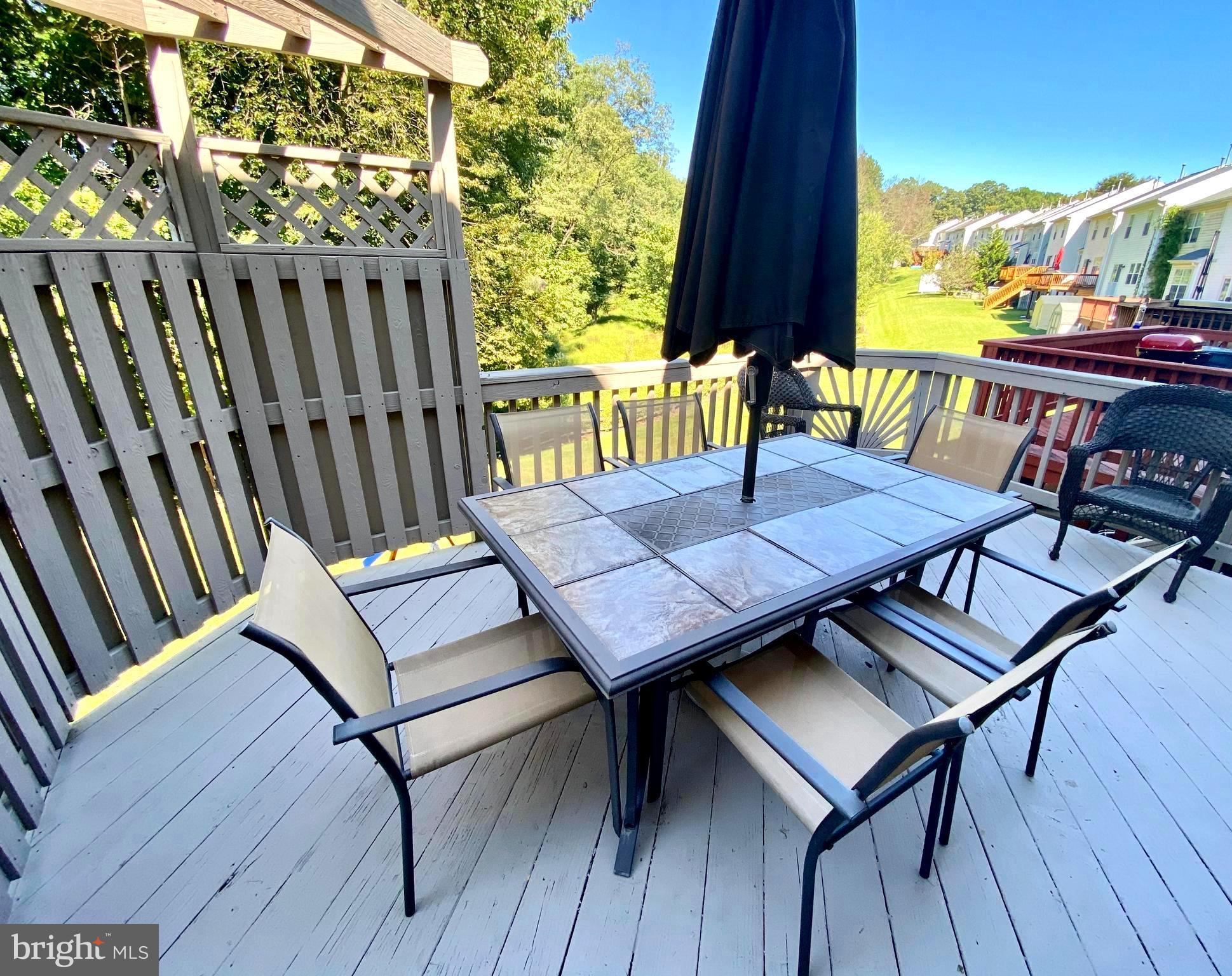 KINGS POINT - Residential