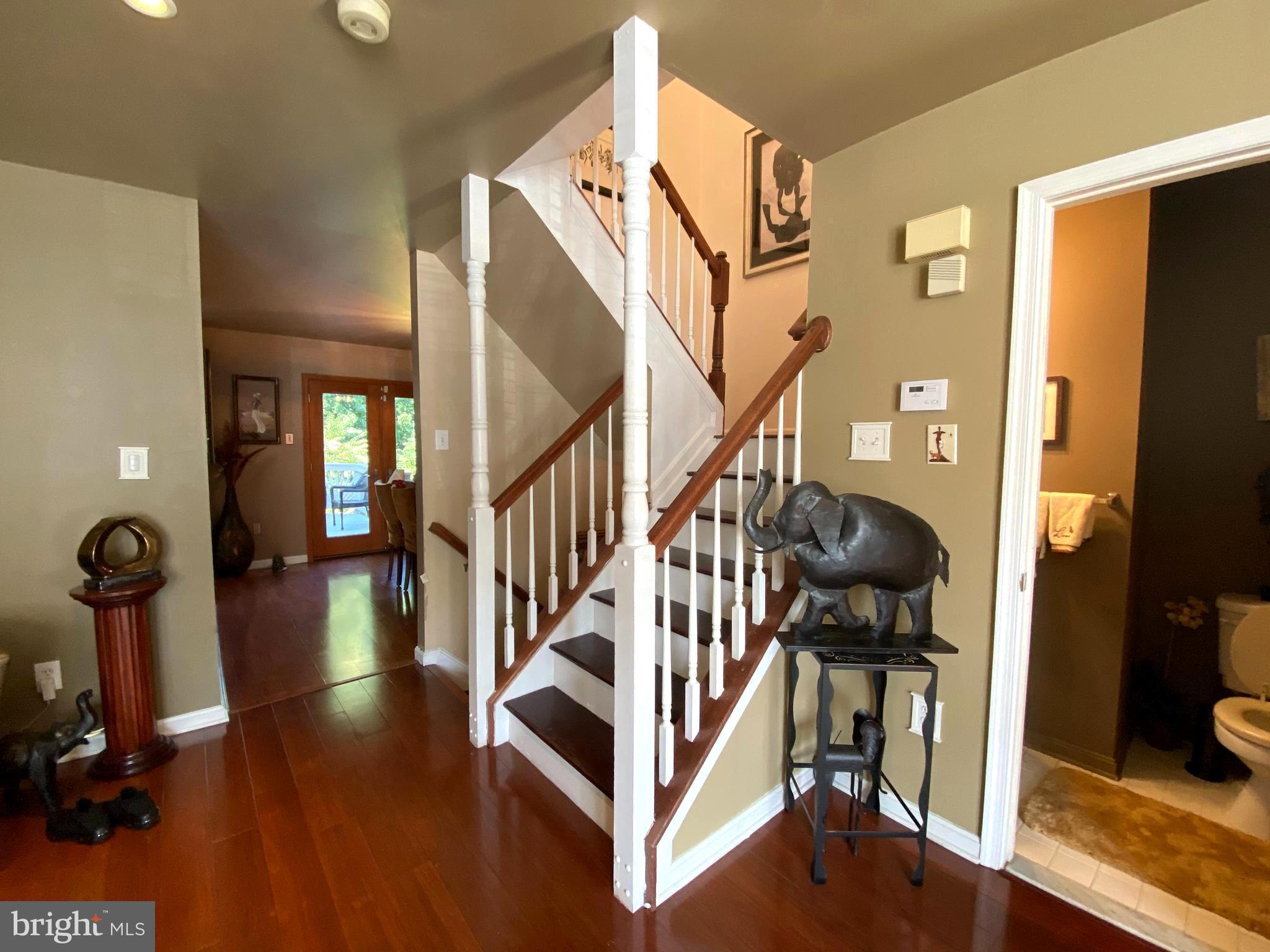 KINGS POINT - Residential