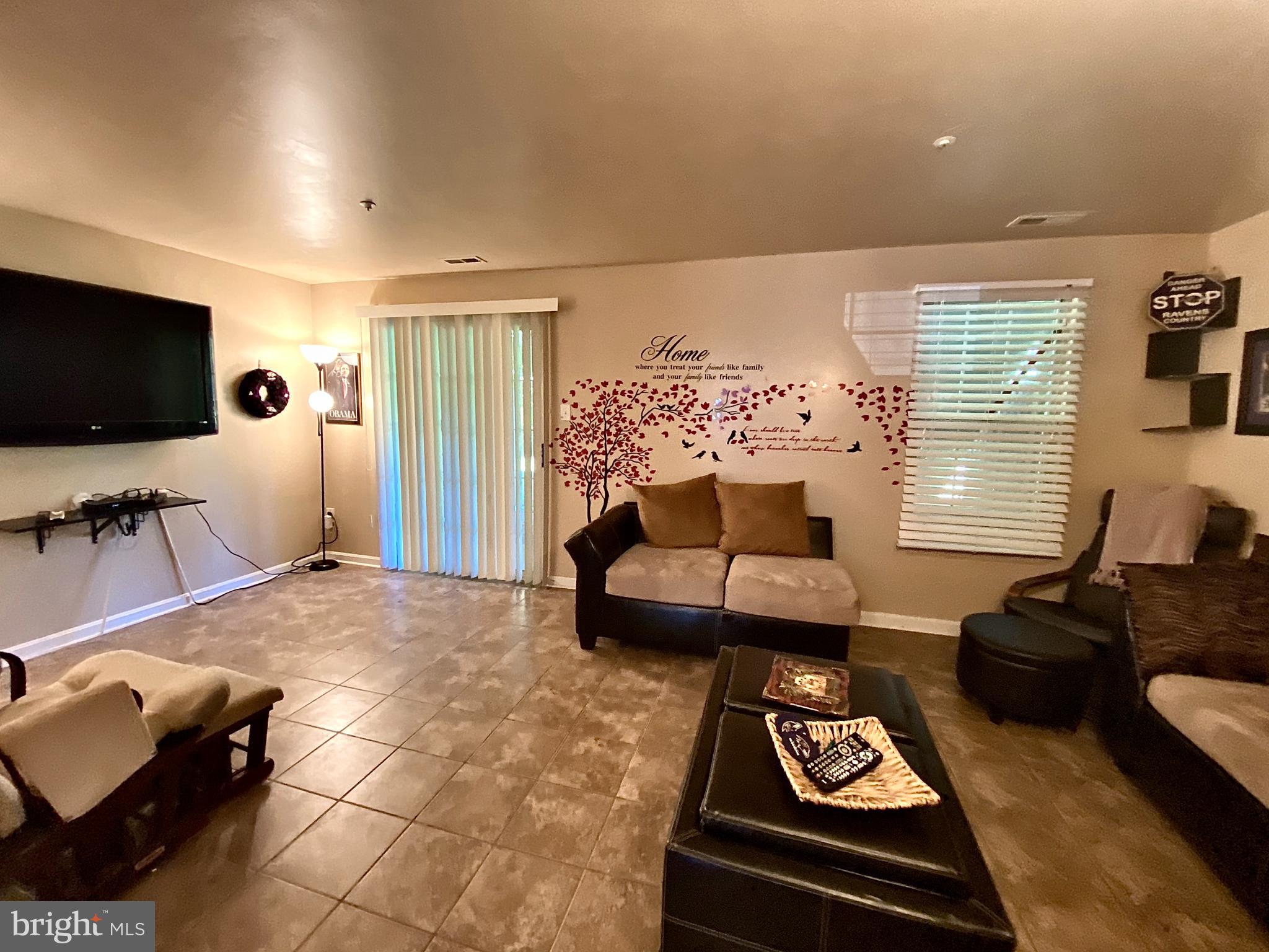 KINGS POINT - Residential