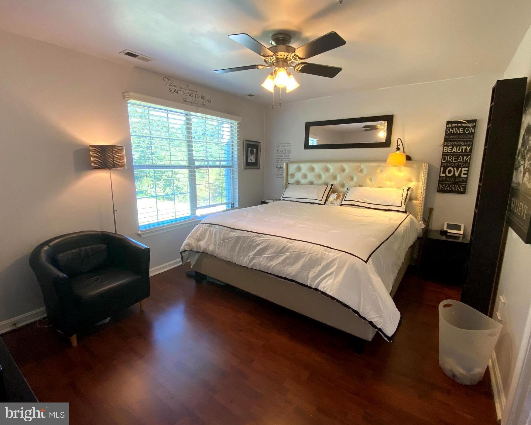 KINGS POINT - Residential