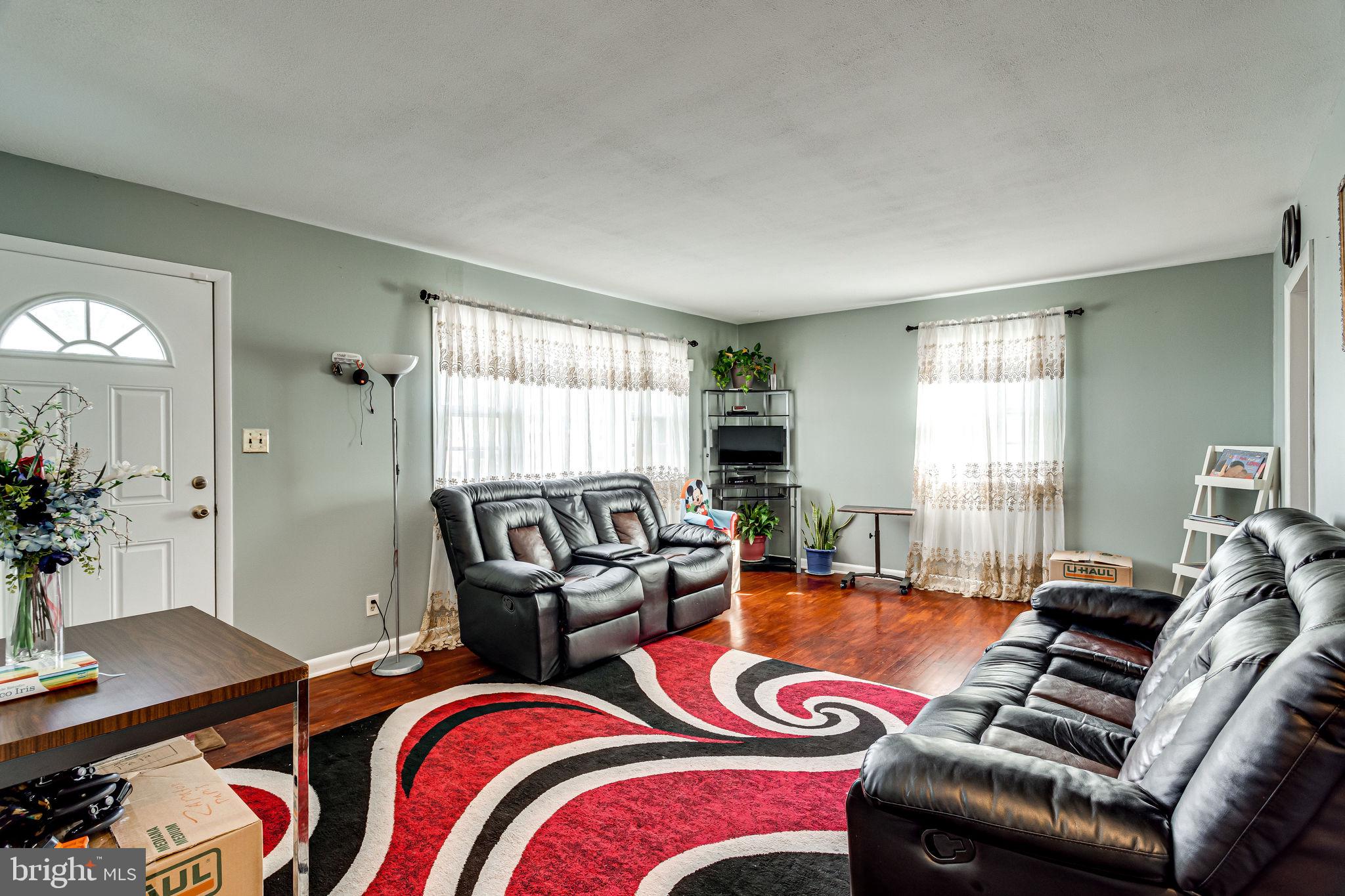 HYNESBORO PARK - Residential