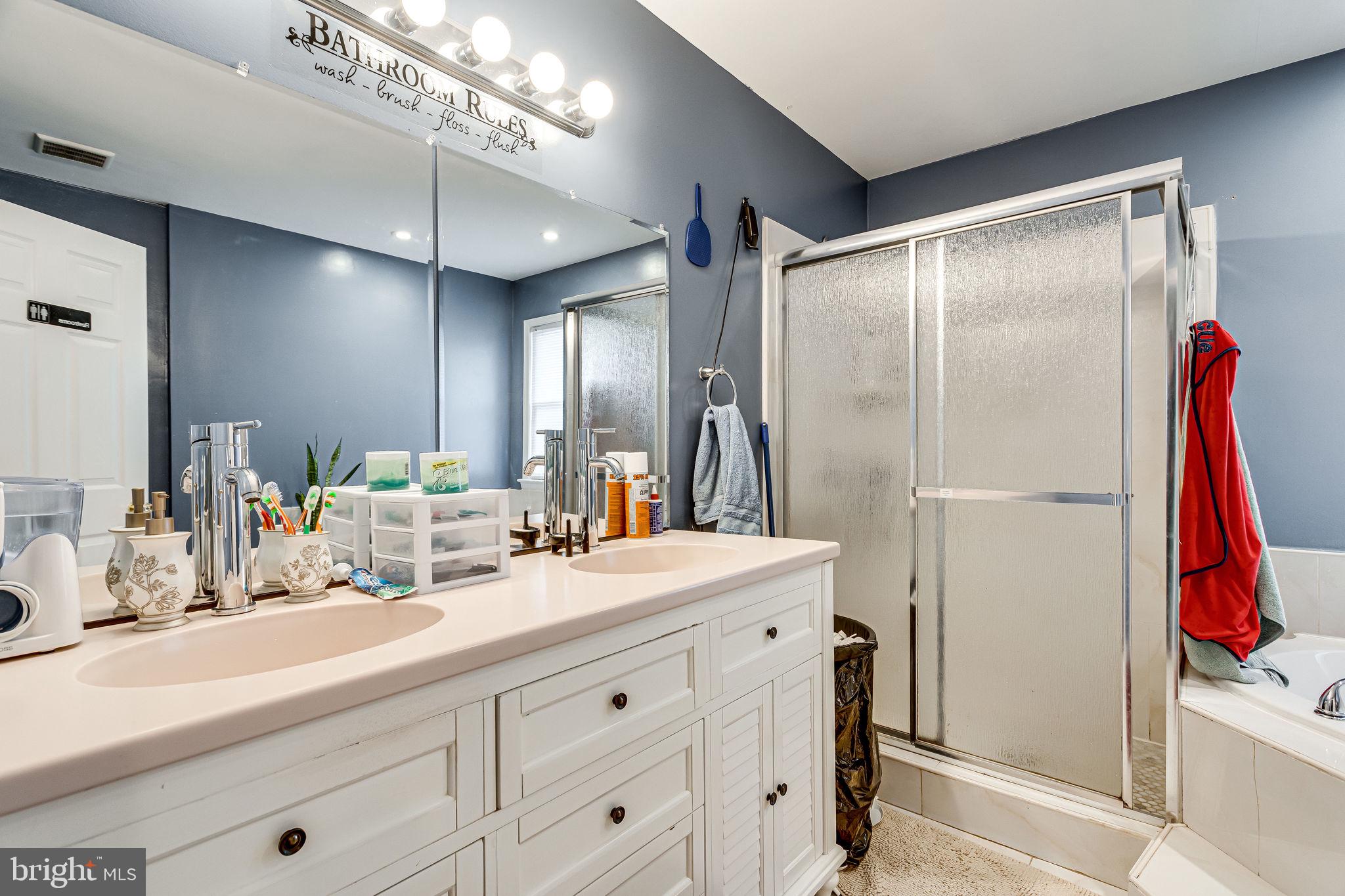 HYNESBORO PARK - Residential