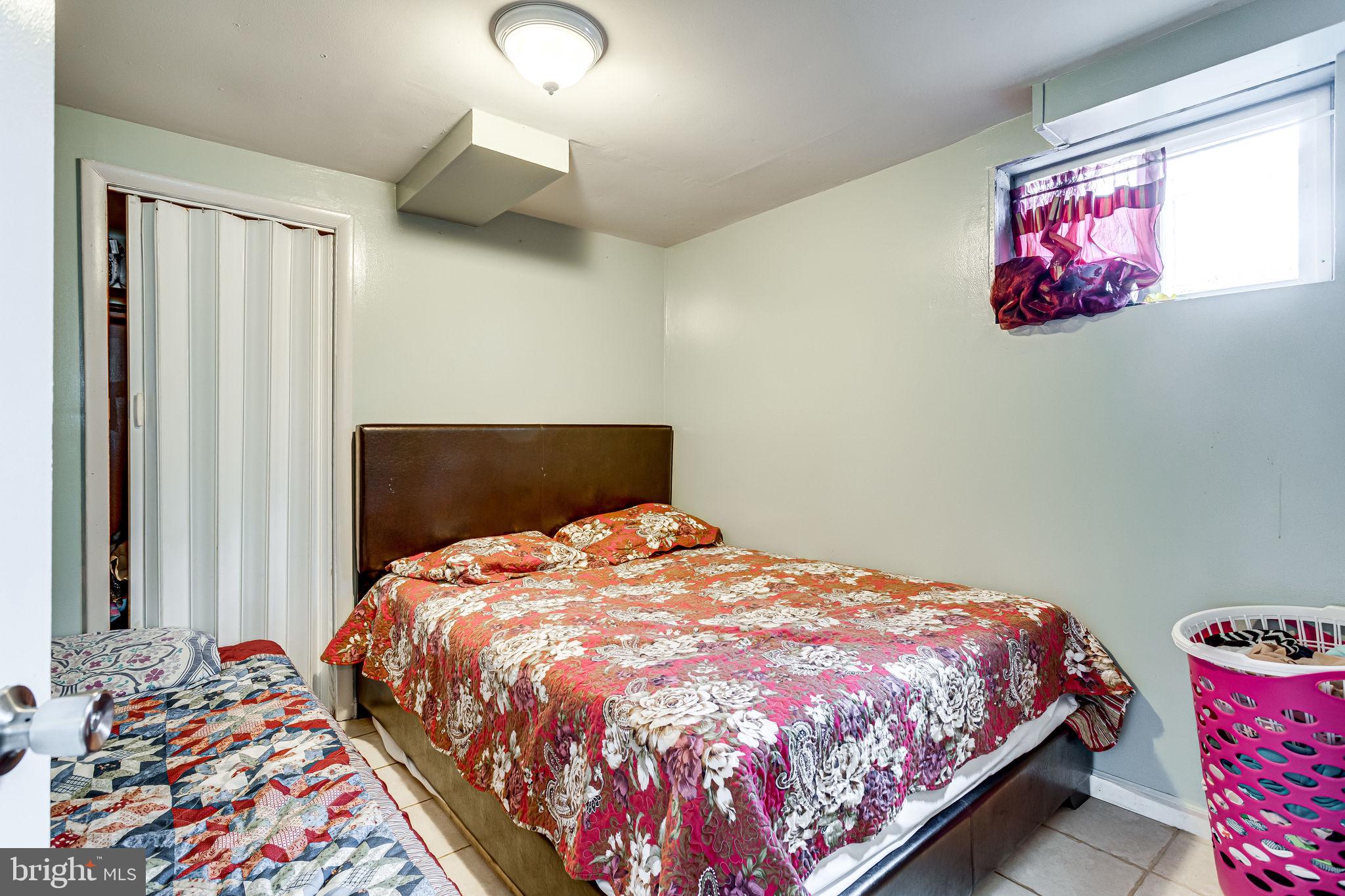 HYNESBORO PARK - Residential