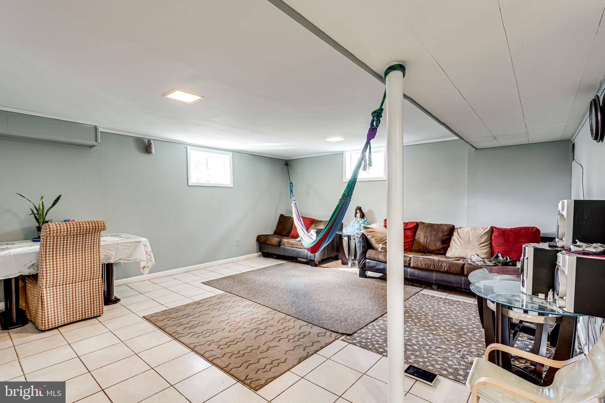 HYNESBORO PARK - Residential