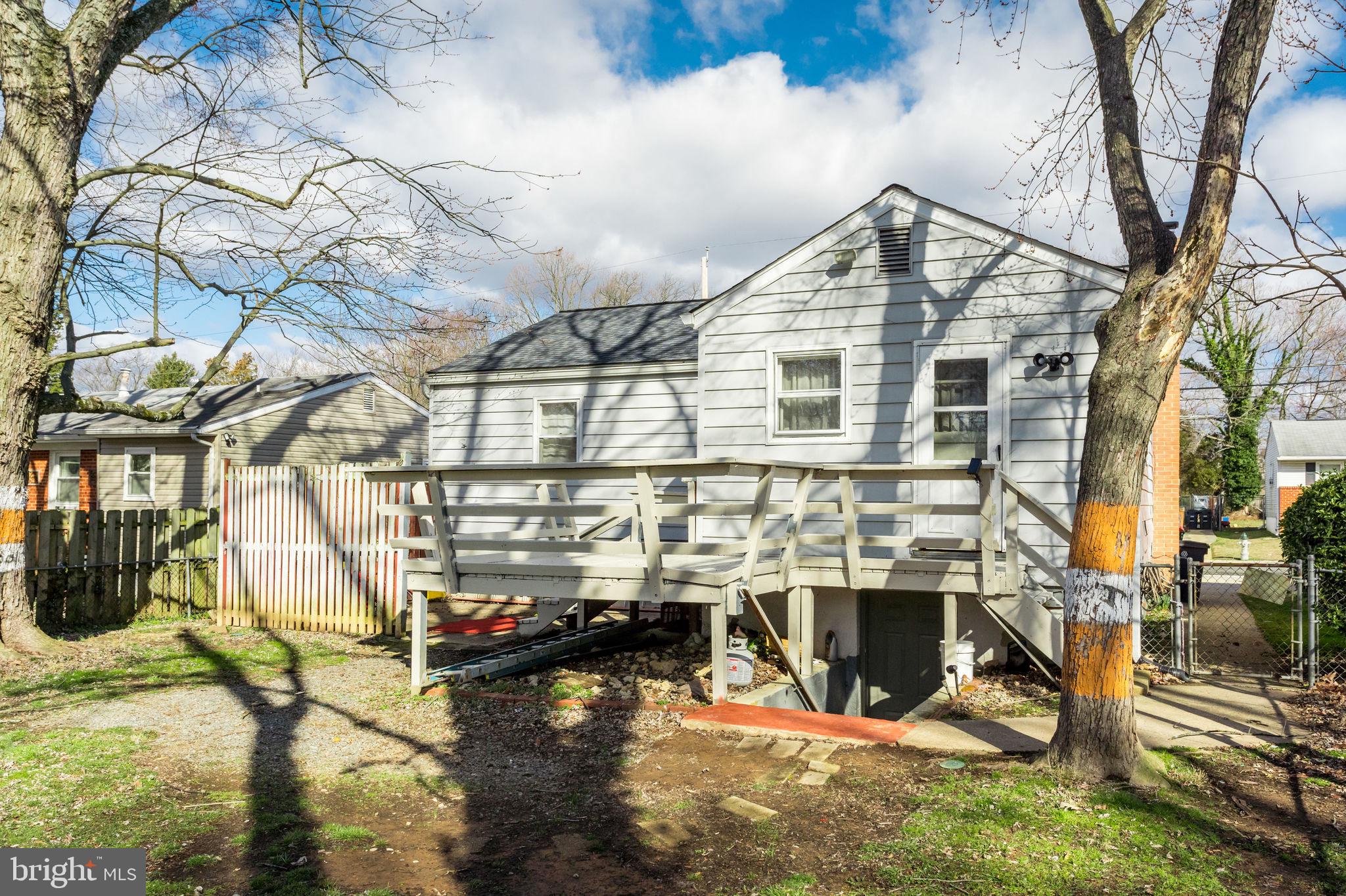 HYNESBORO PARK - Residential