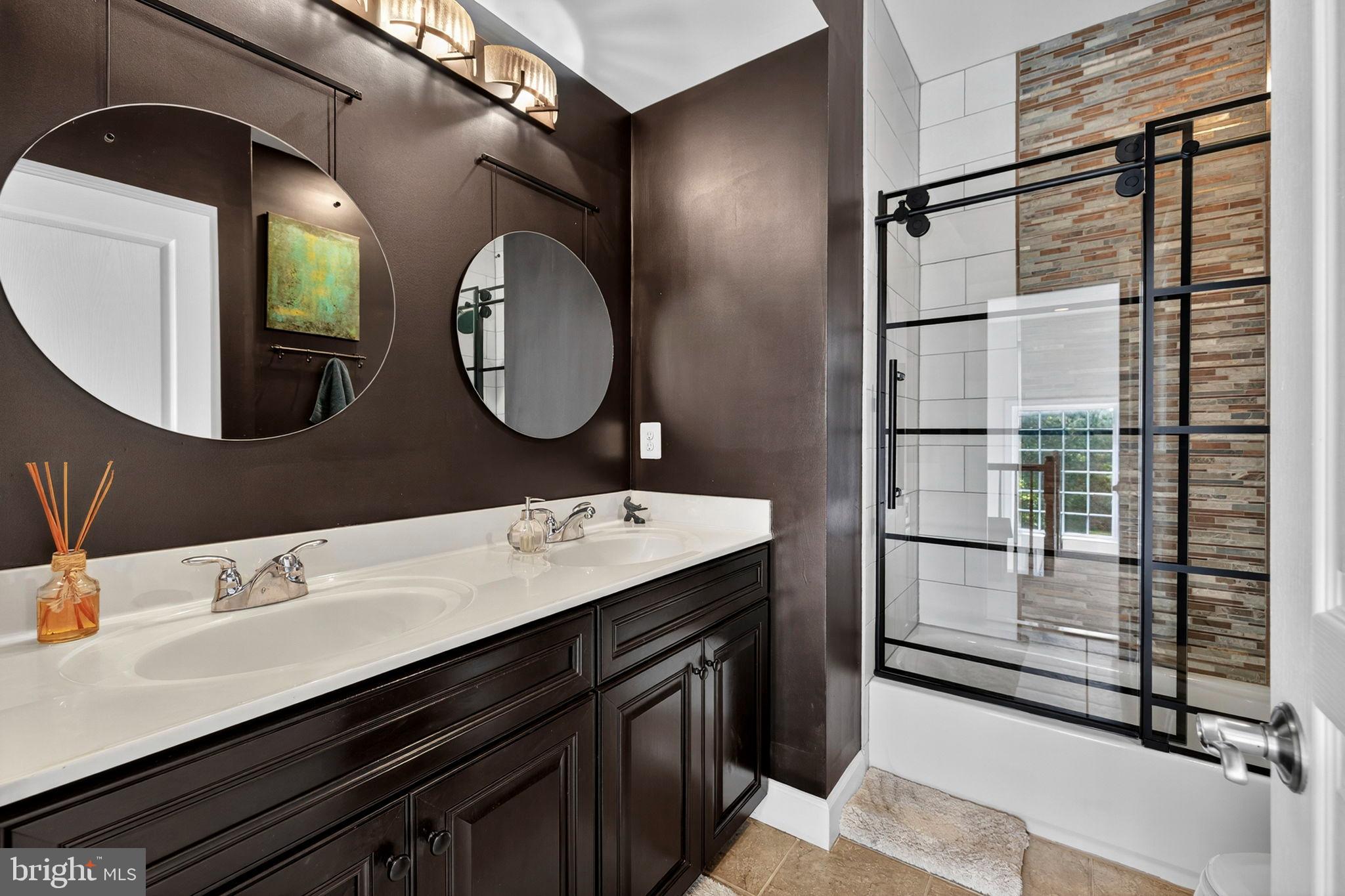 HISTORIC SELMA ESTATES - Residential