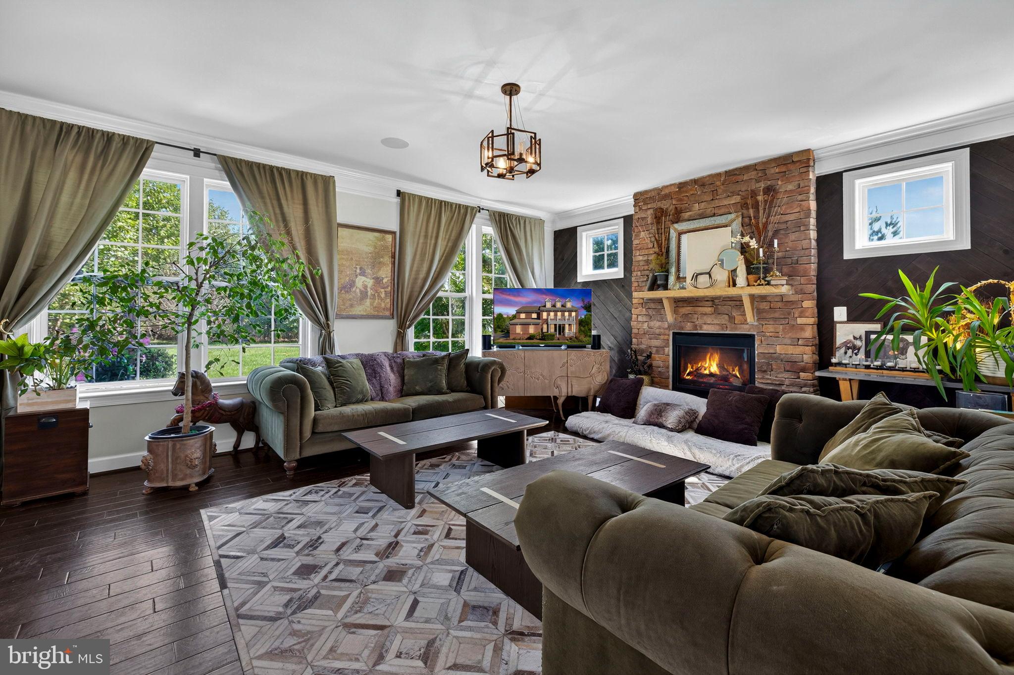 HISTORIC SELMA ESTATES - Residential