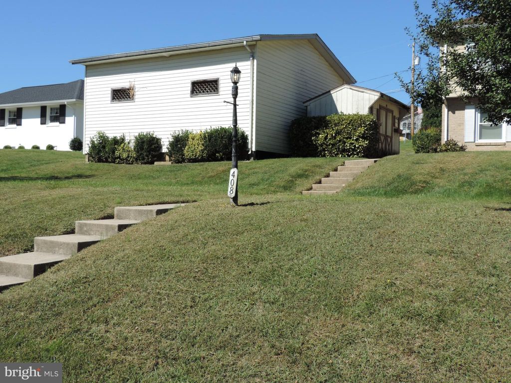 Photo of 408 Clover Street, ABERDEEN, MD 21001 (MLS # MDHR2048388)