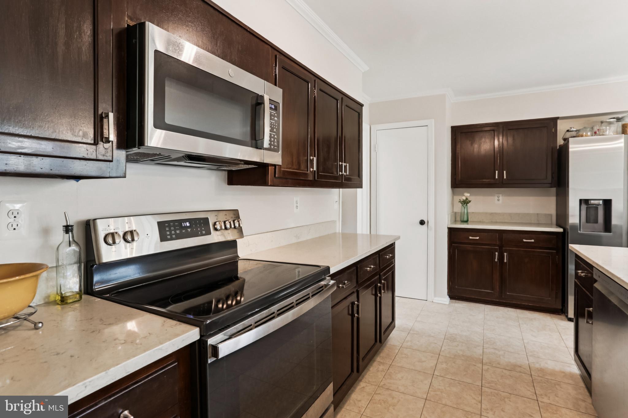 EAST GATE OF POTOMAC - Residential