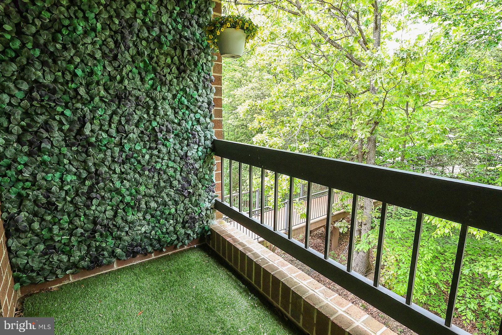 WILDEWOOD ORCHARD PARK - Residential