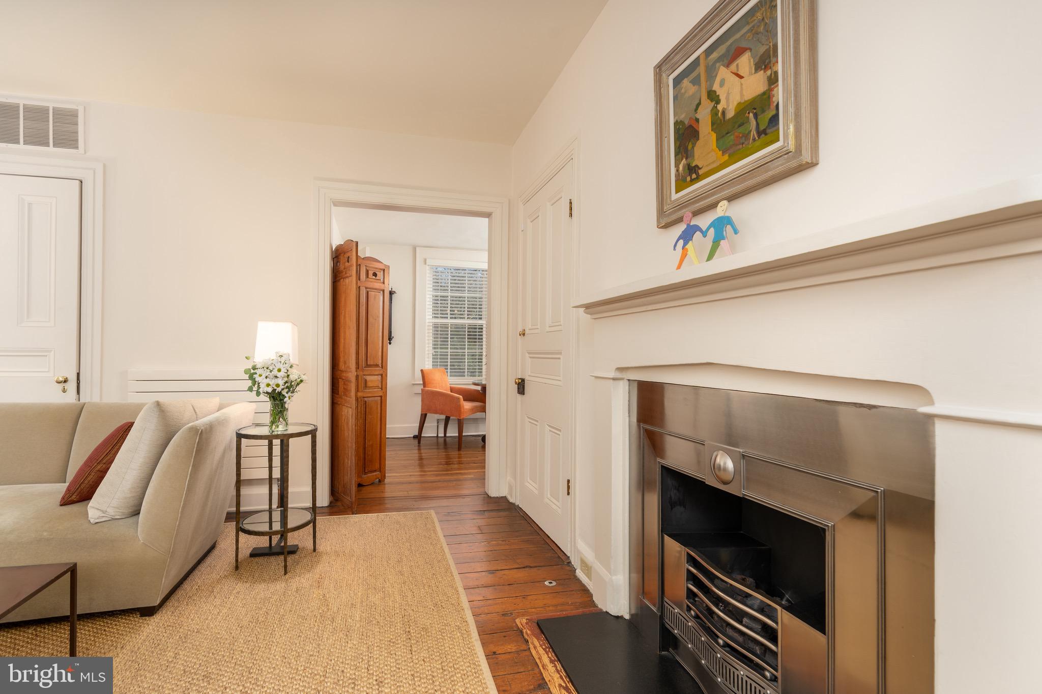 CHELSEA - Residential