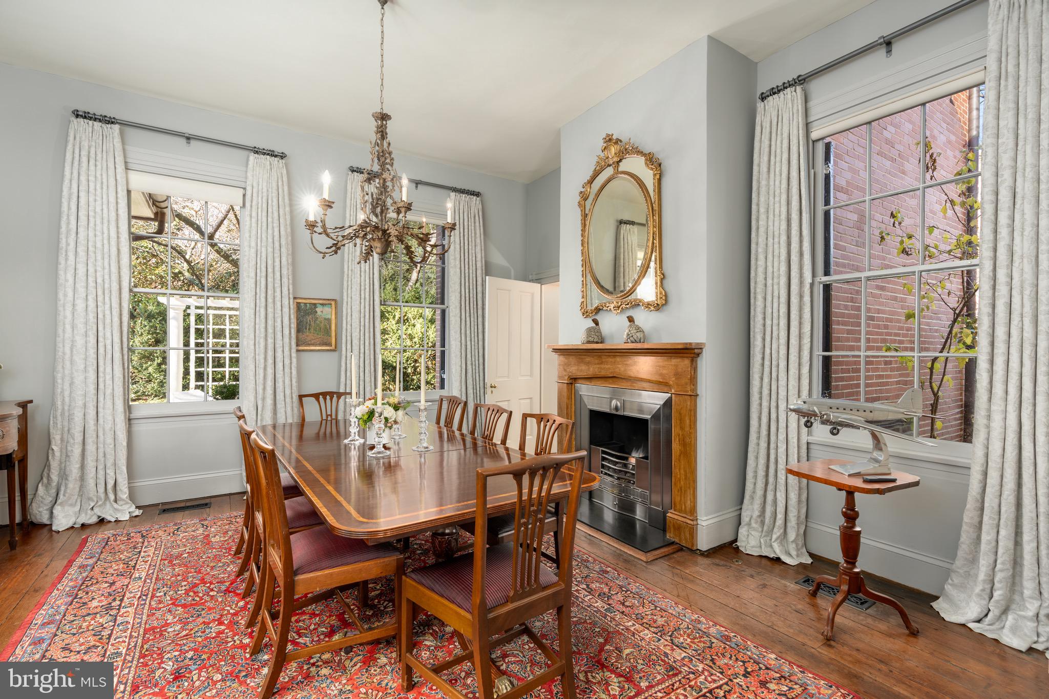 CHELSEA - Residential