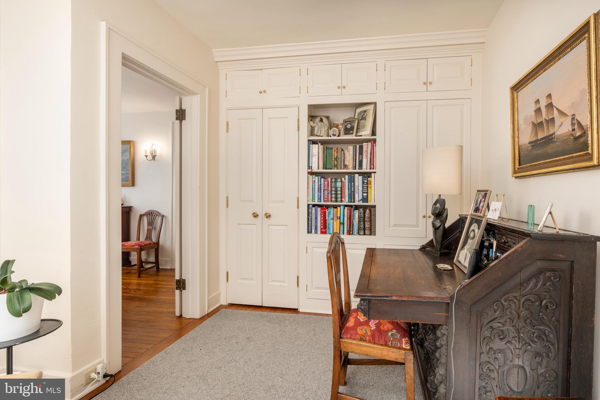 CHELSEA - Residential