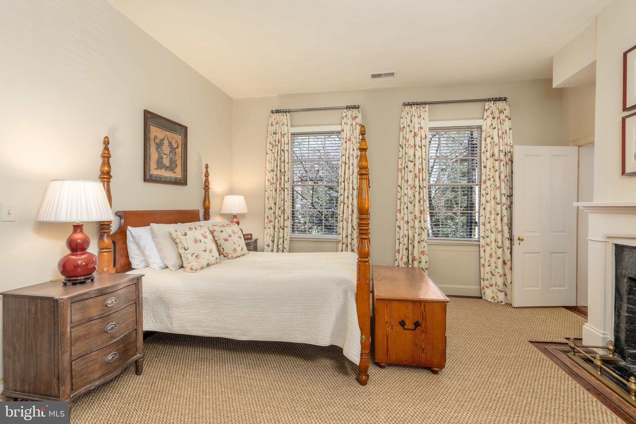 CHELSEA - Residential