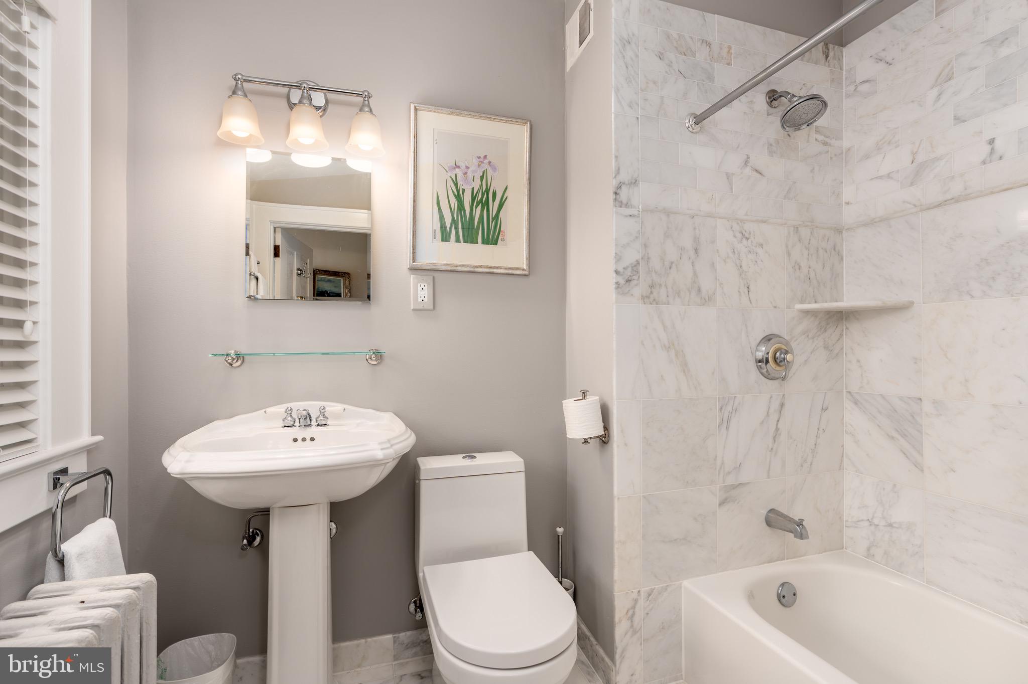 CHELSEA - Residential