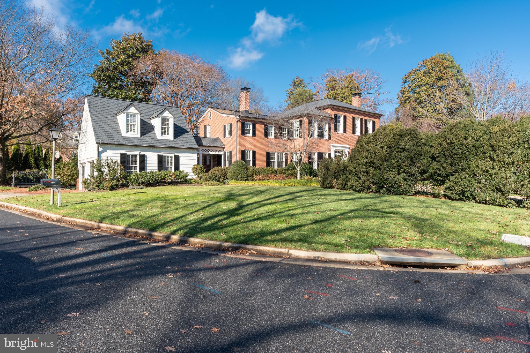 CHELSEA - Residential