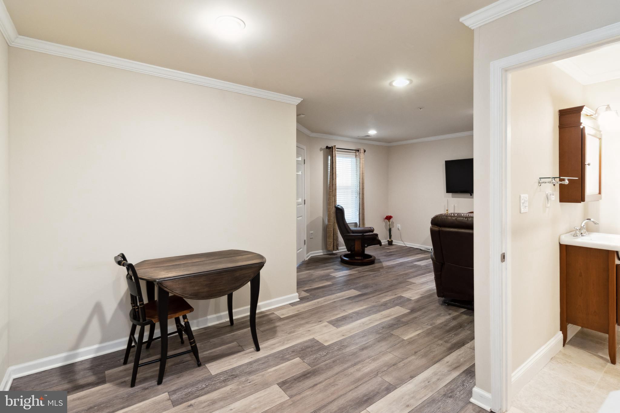 TANYARD SPRINGS - Residential