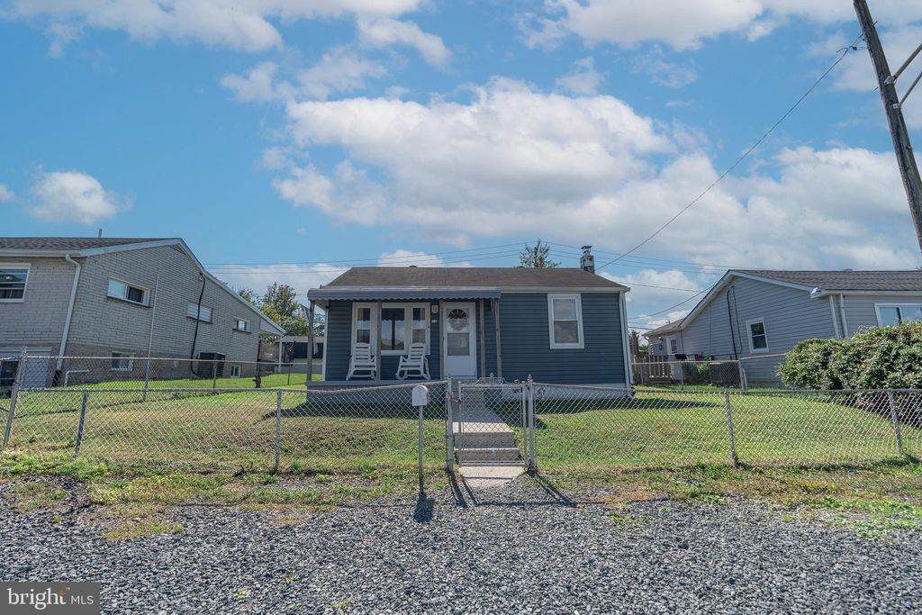Photo of 53 Chandelle Rd, BALTIMORE, MD 21220 (MLS # MDBC2142030)