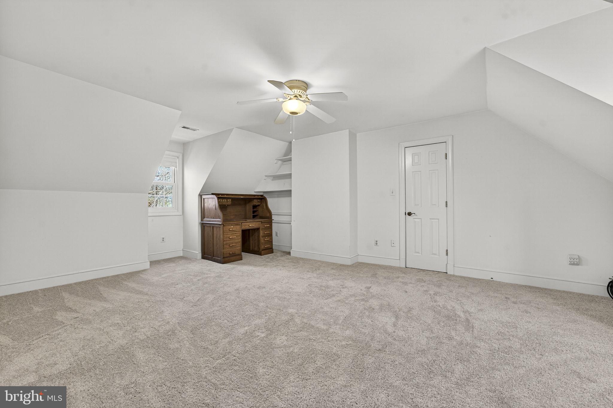 HUNTON WOOD - Residential