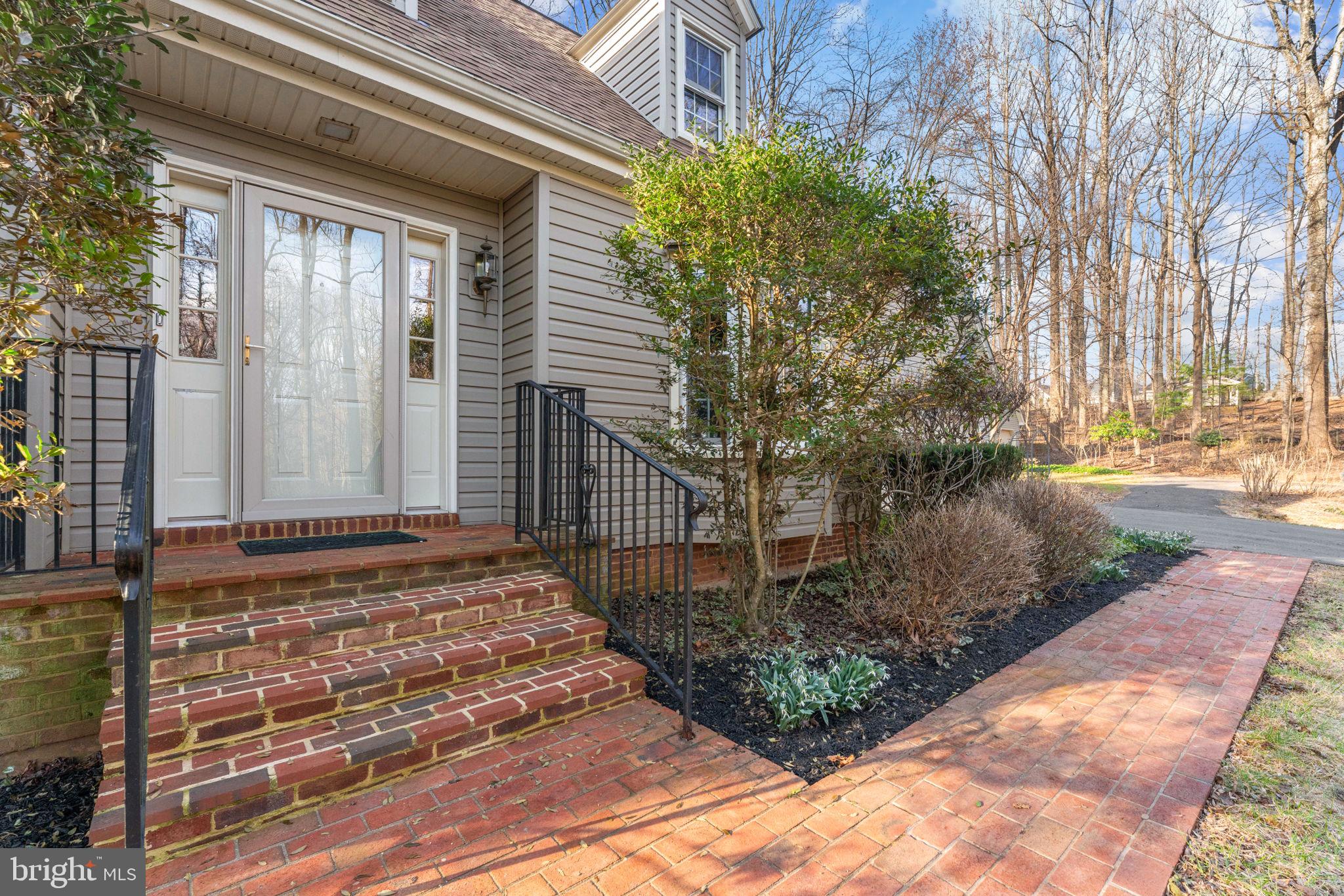 HUNTON WOOD - Residential