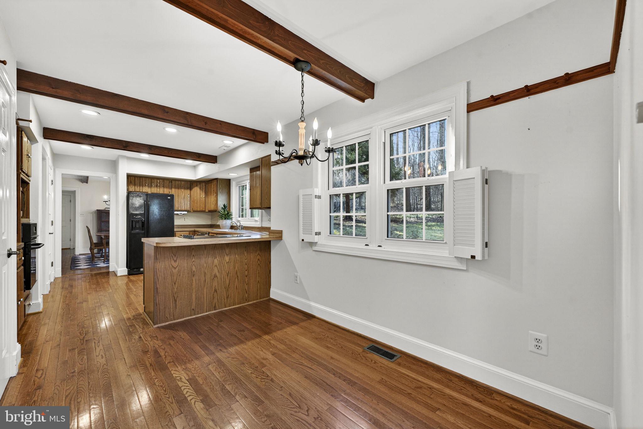 HUNTON WOOD - Residential