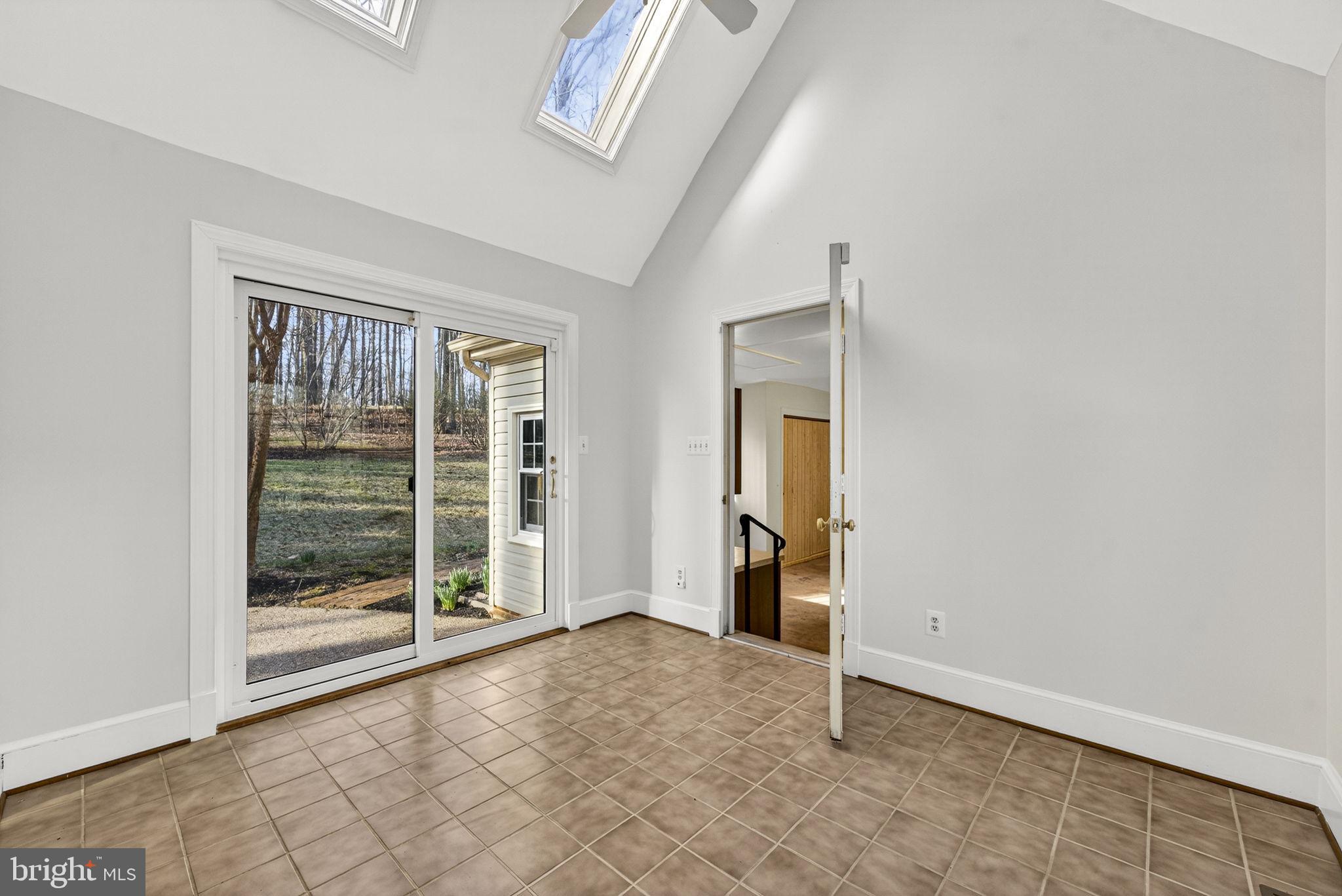 HUNTON WOOD - Residential