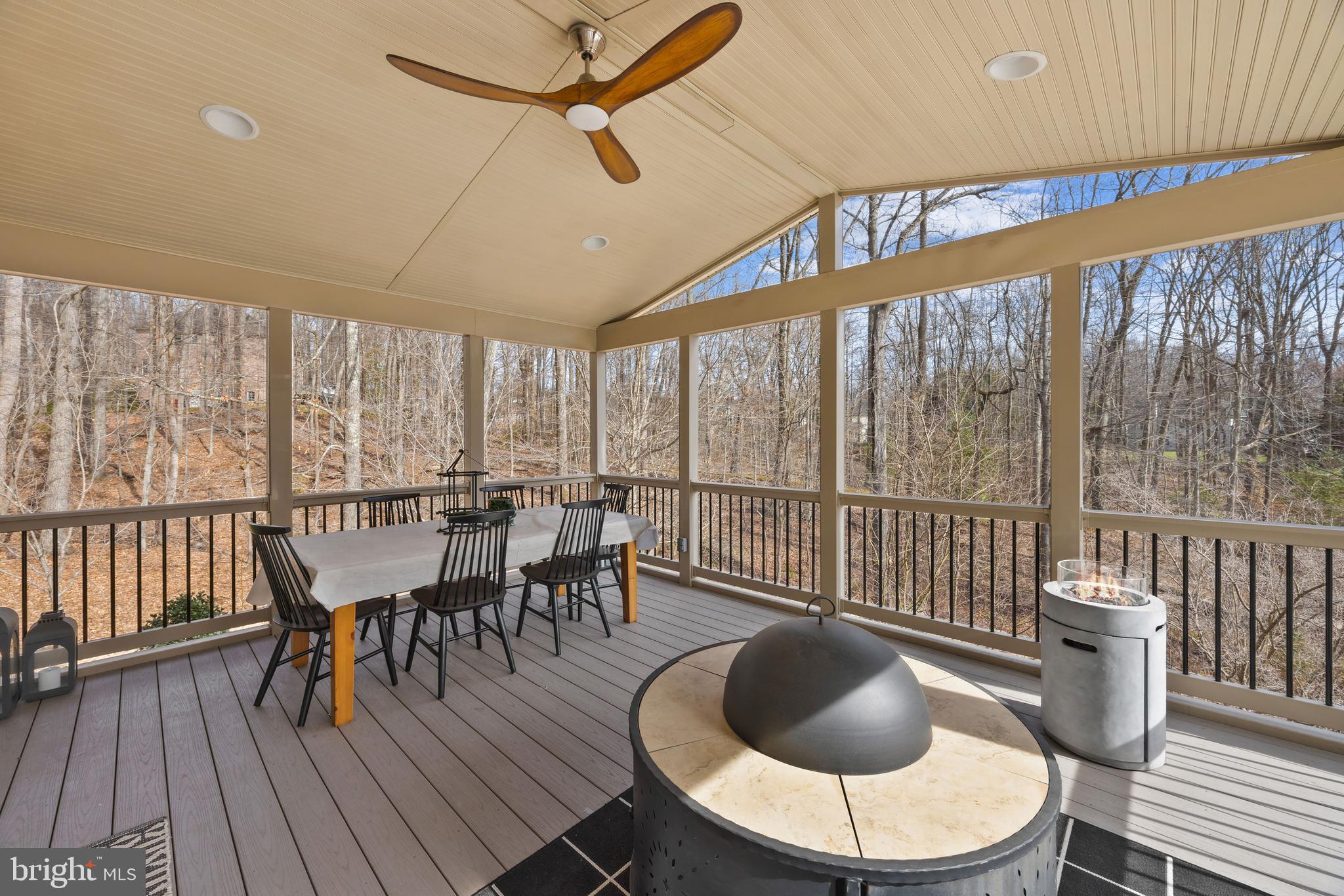 CROWNSVILLE - Residential