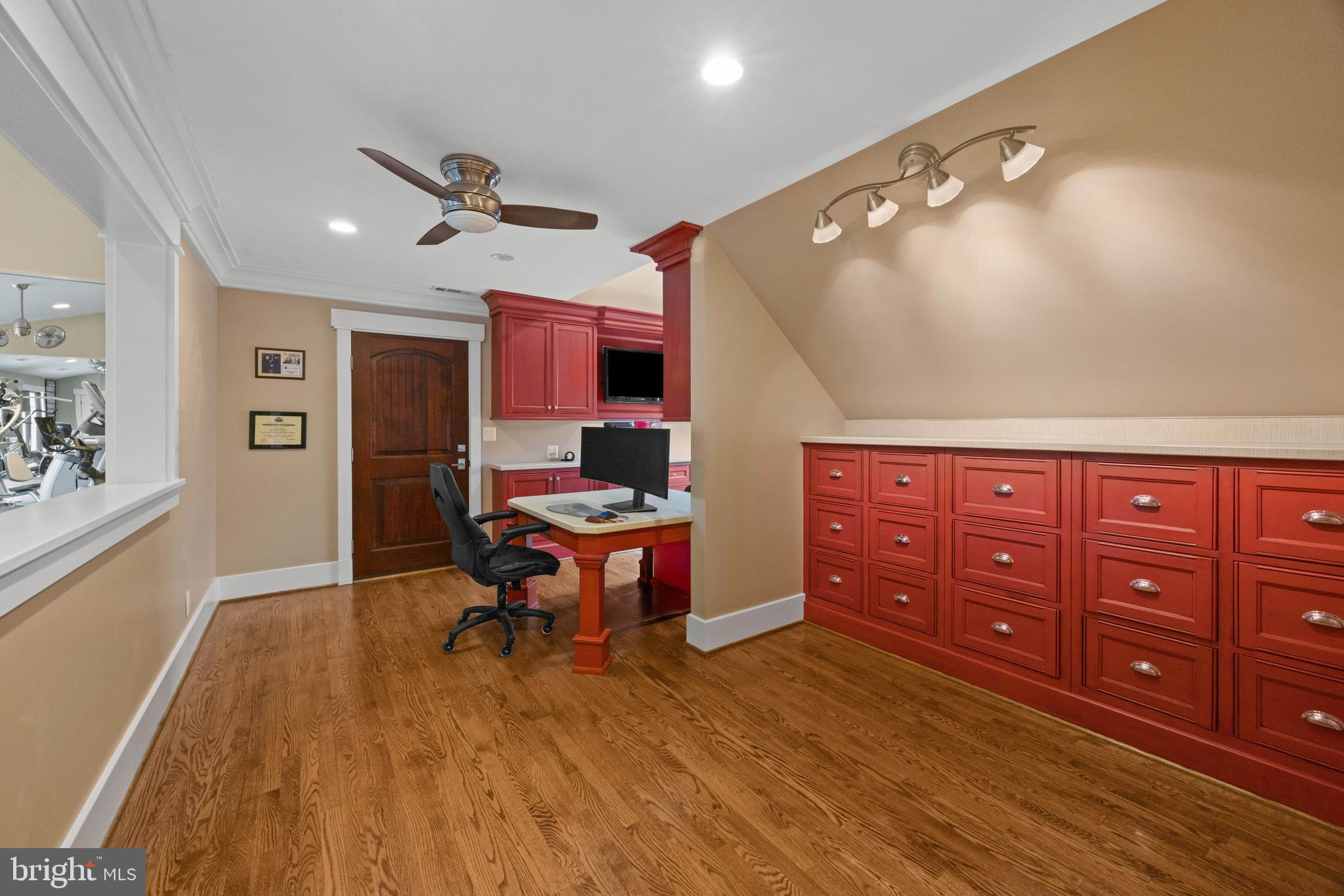 CROWNSVILLE - Residential