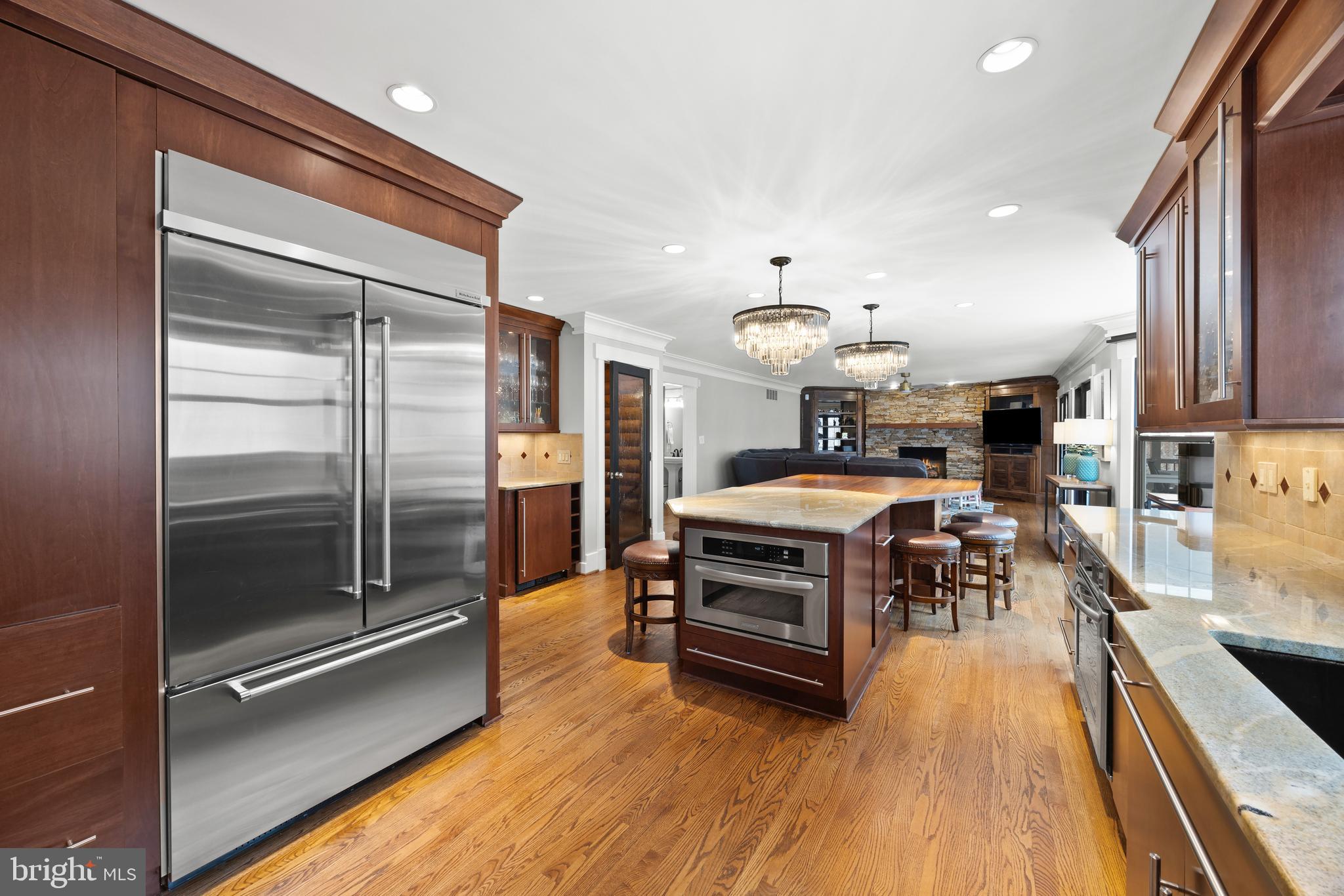 CROWNSVILLE - Residential