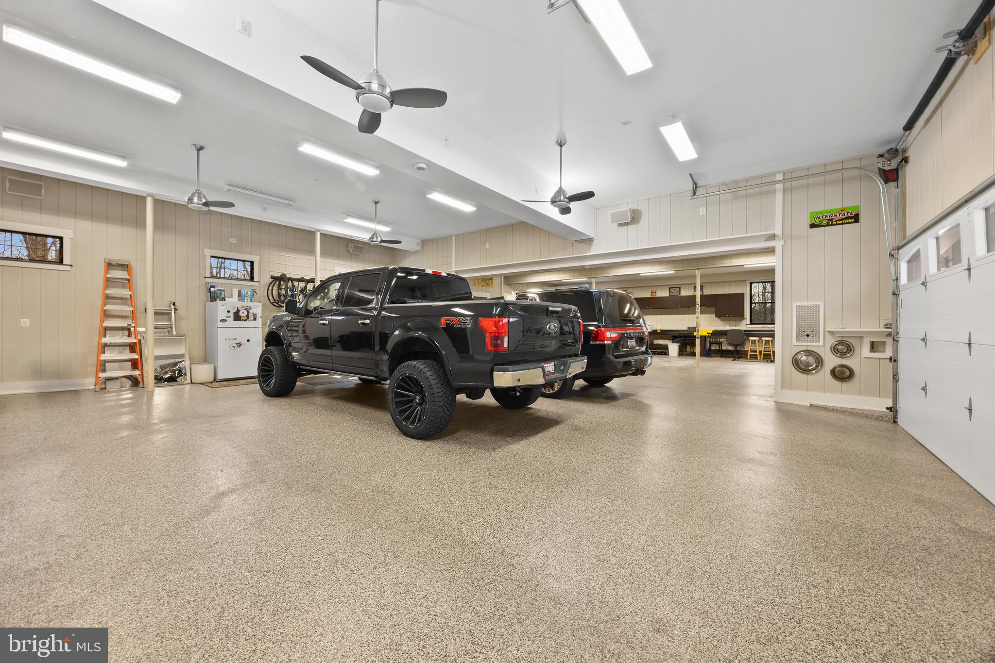 CROWNSVILLE - Residential