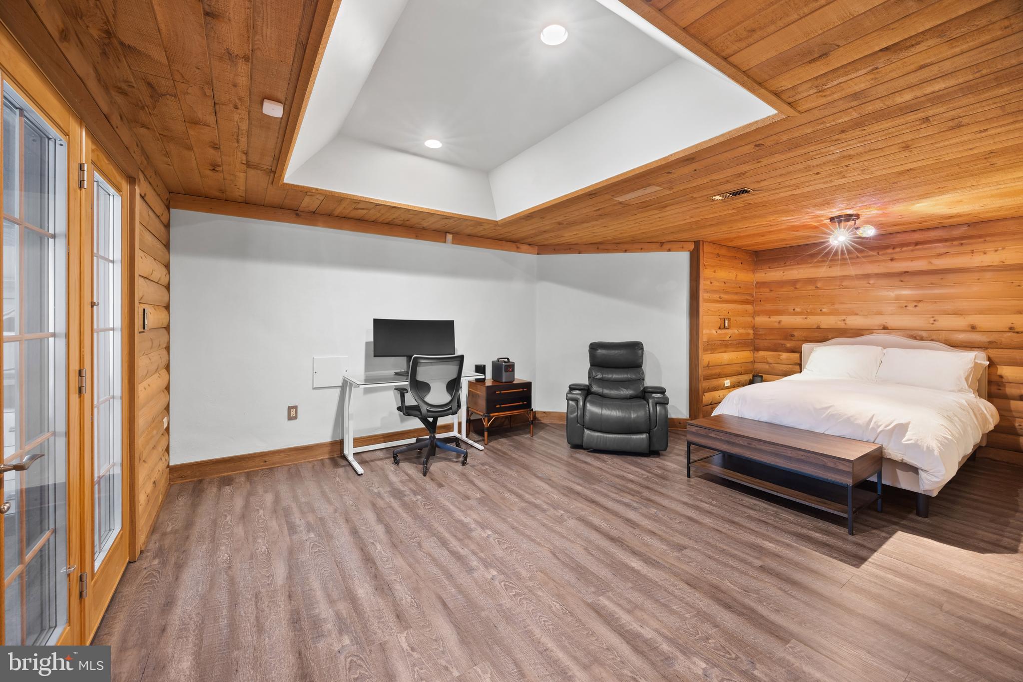 CROWNSVILLE - Residential