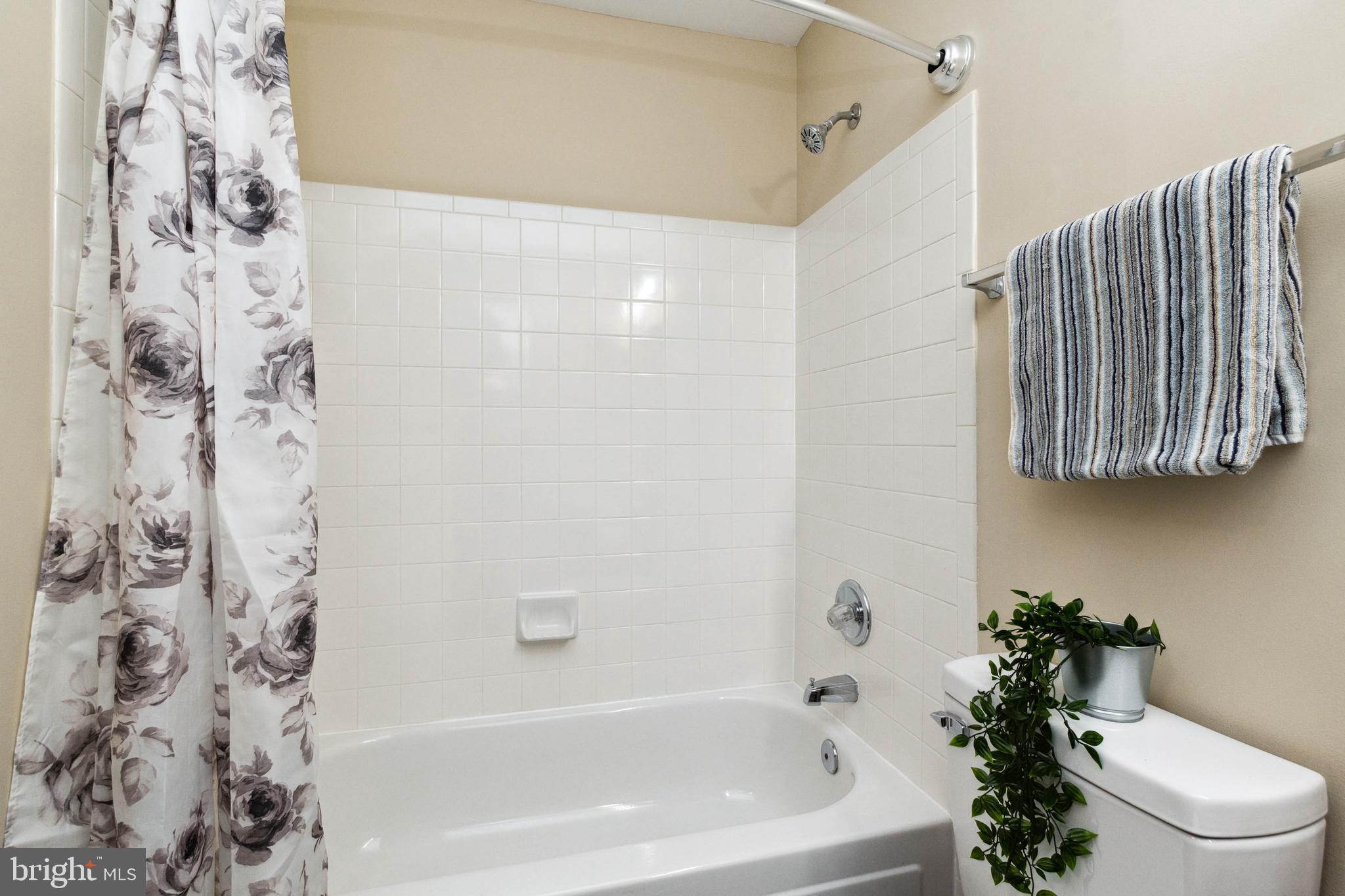 DORSEY HALL - Residential