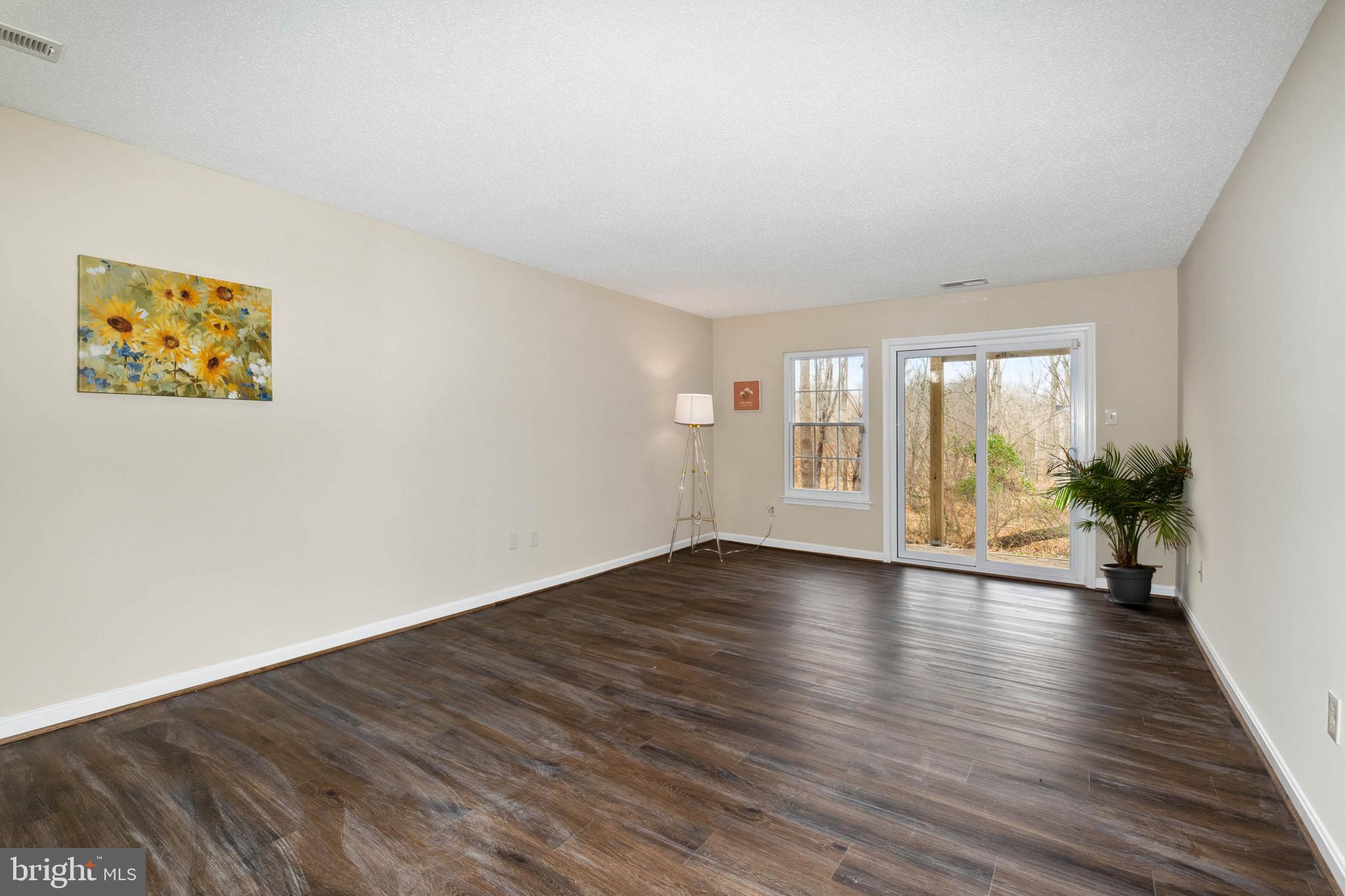 DORSEY HALL - Residential