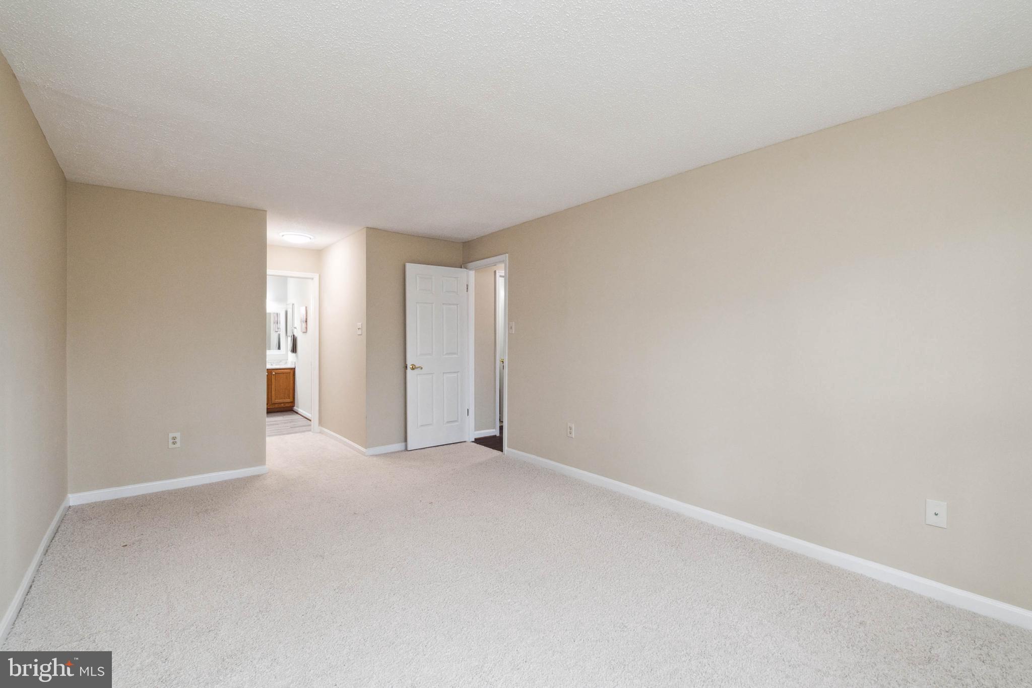 DORSEY HALL - Residential