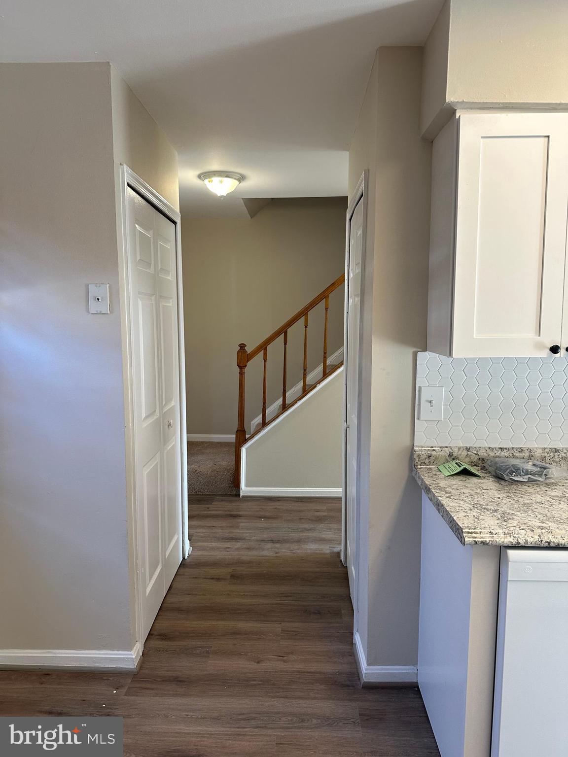 KINGS POINT - Residential Lease