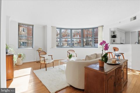 3835 9TH STREET N 201E ARLINGTON VA 22203