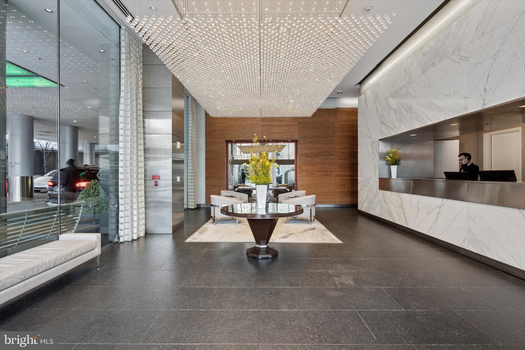 CENTER CITY - Residential