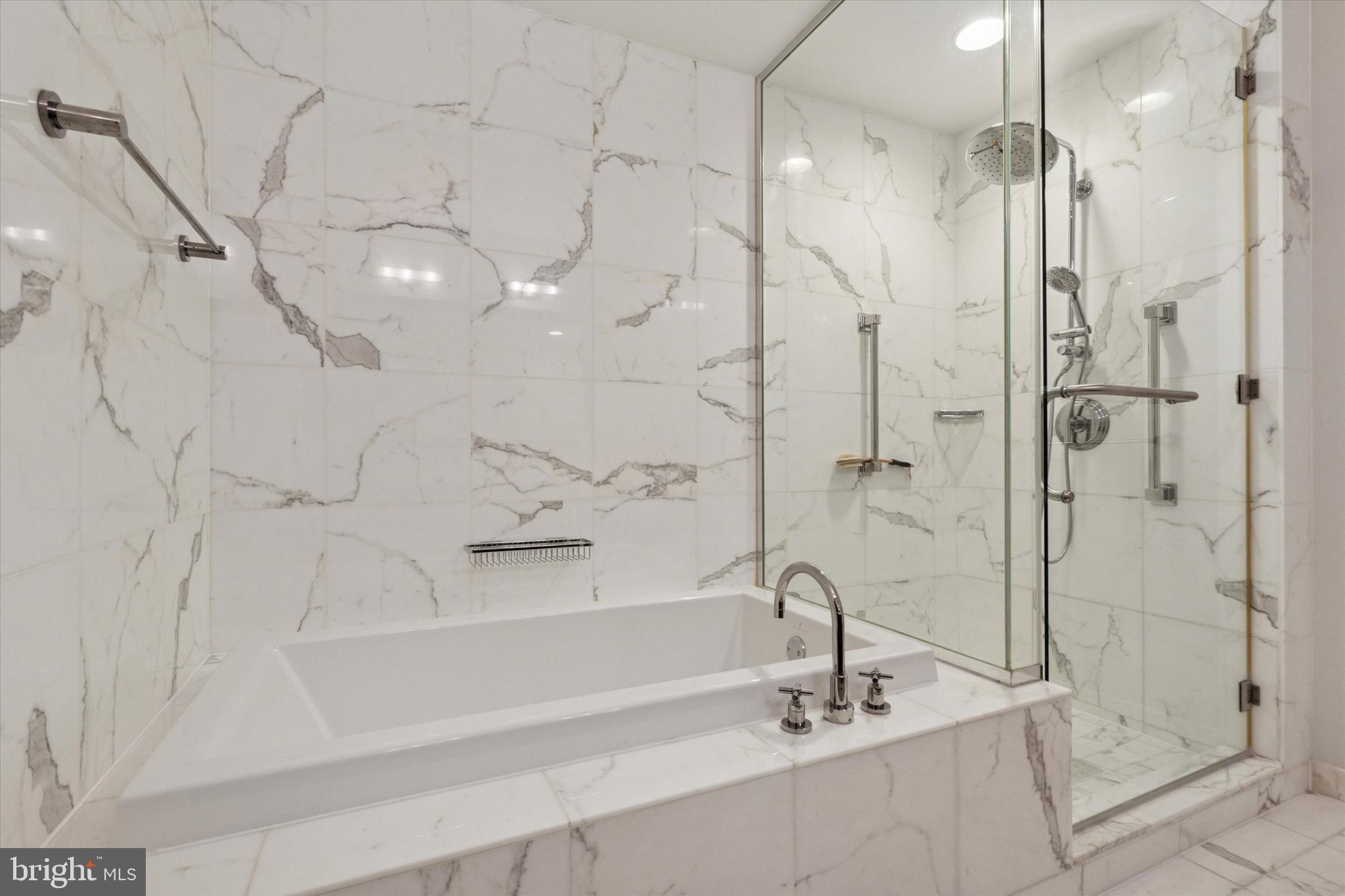 CENTER CITY - Residential