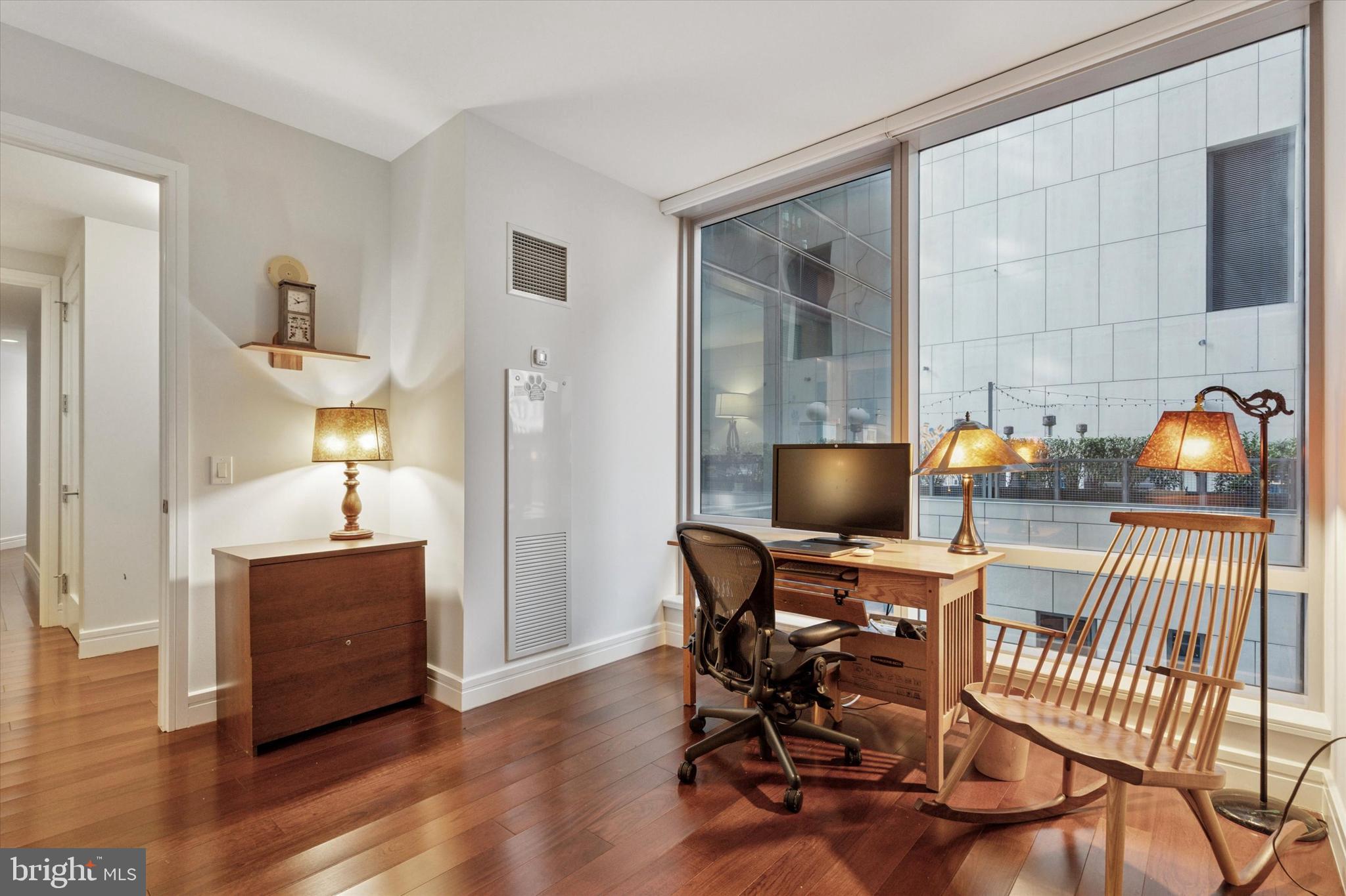 CENTER CITY - Residential