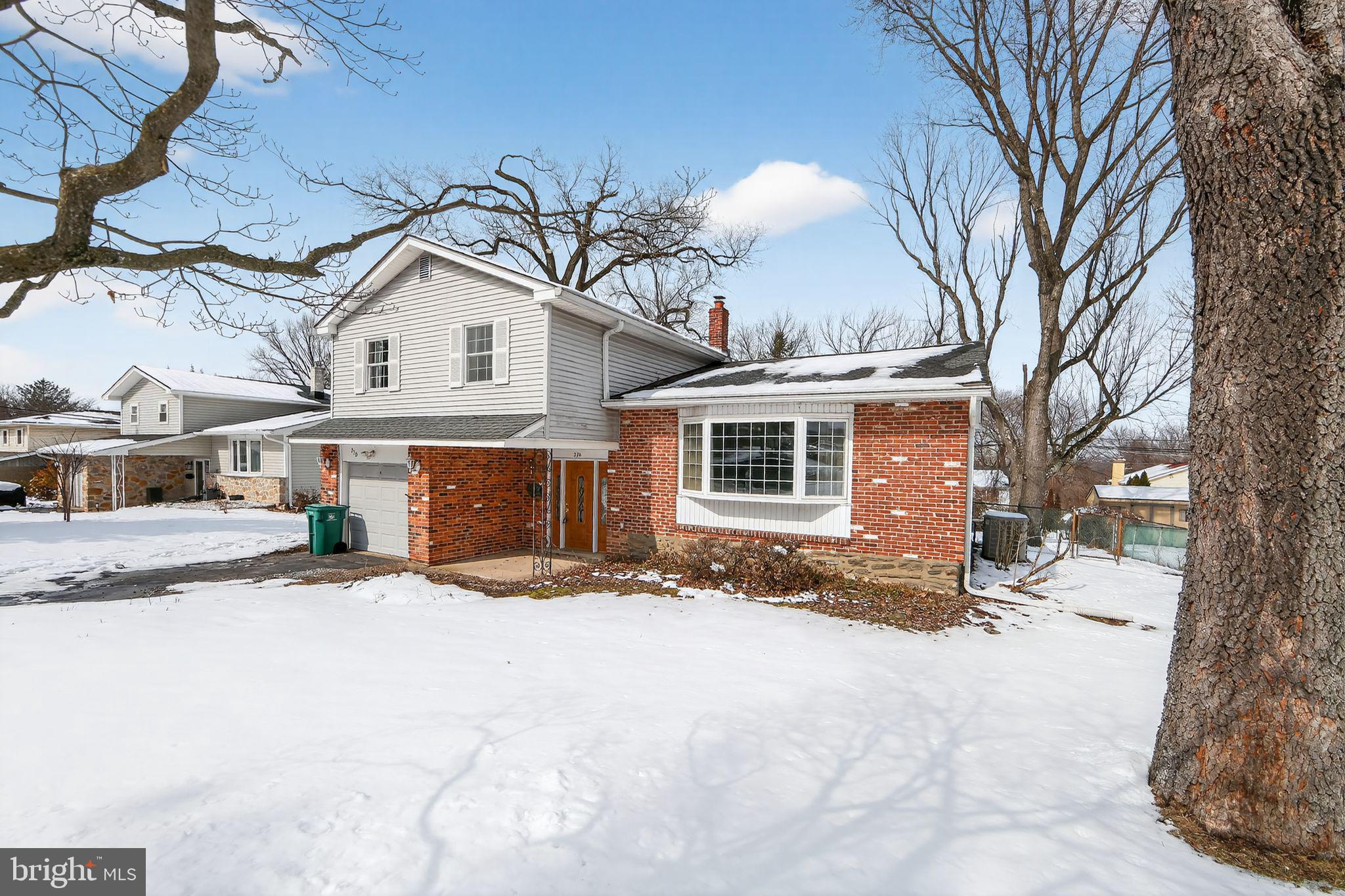 BELMONT TERR - Residential