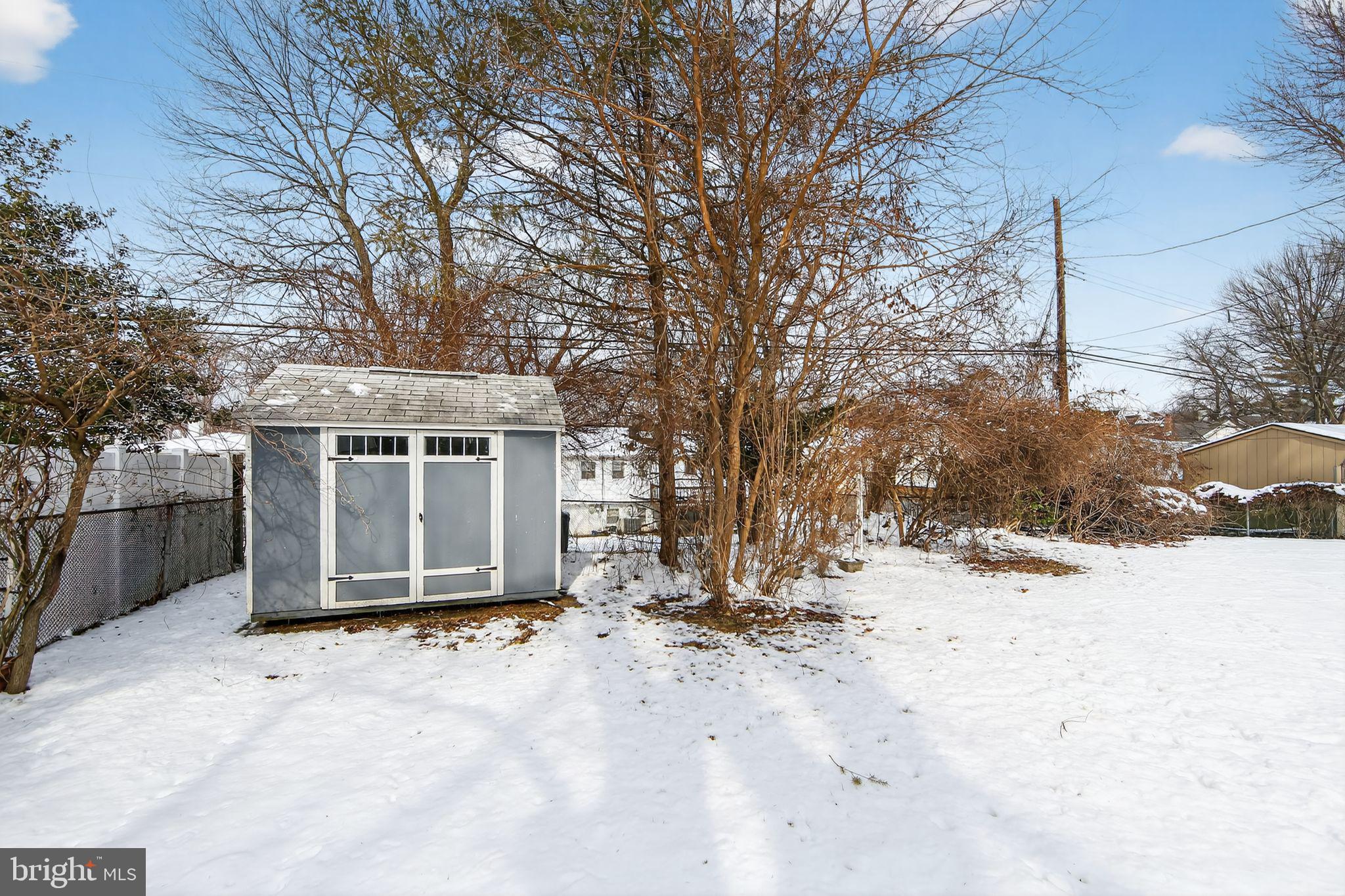 BELMONT TERR - Residential