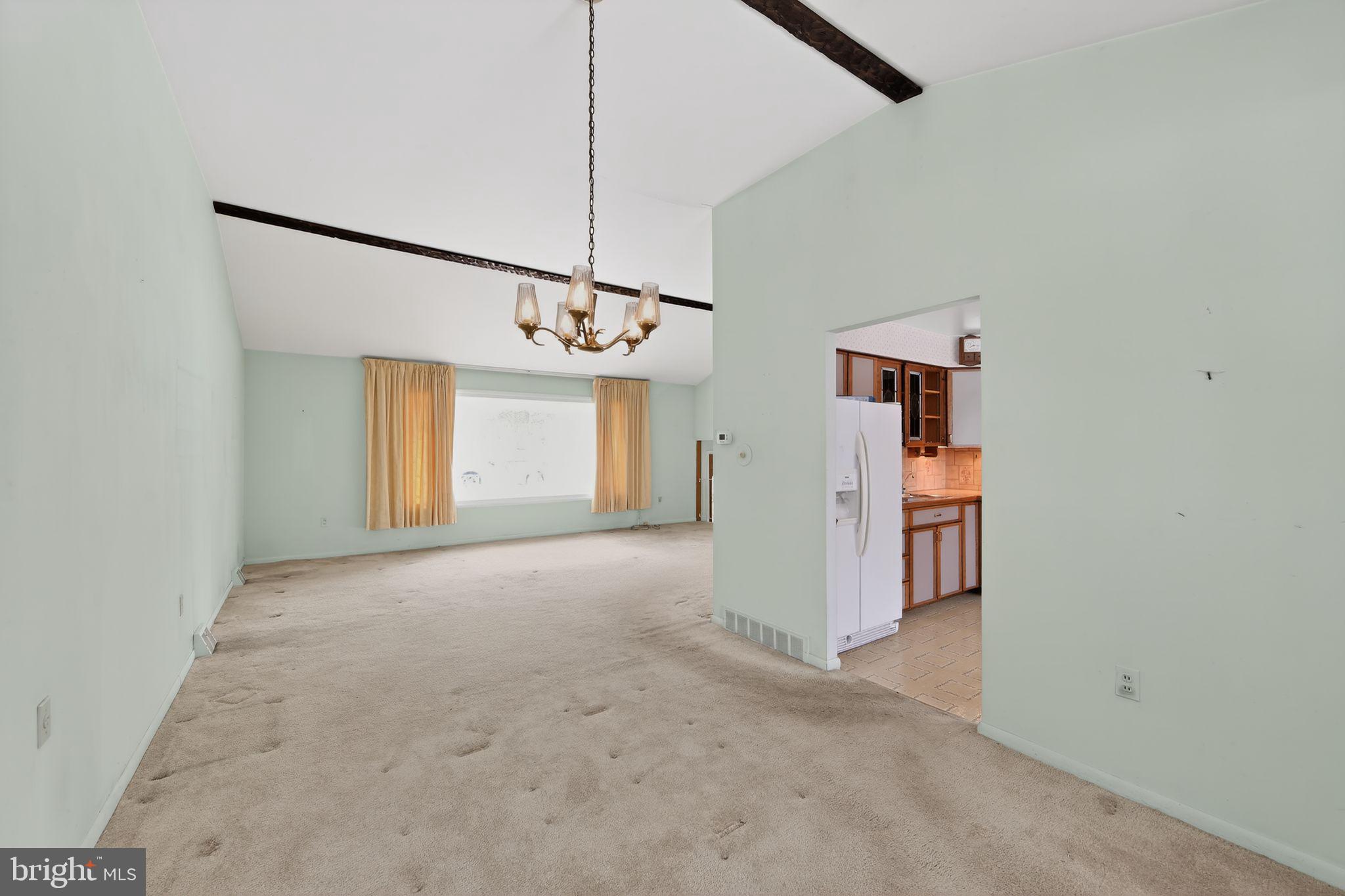 BELMONT TERR - Residential