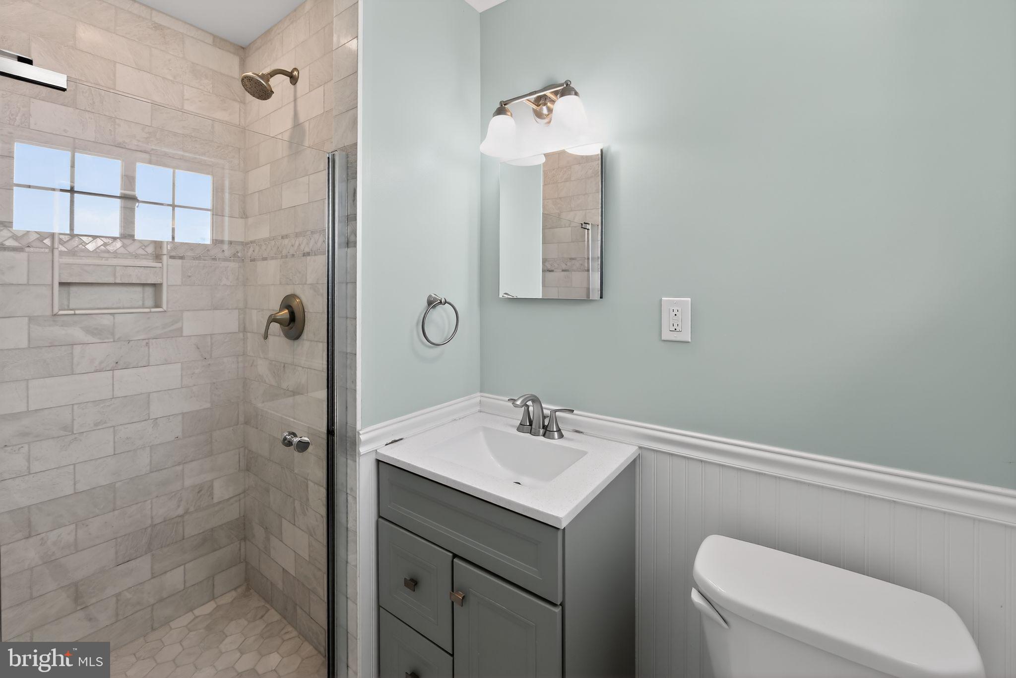 BELMONT TERR - Residential